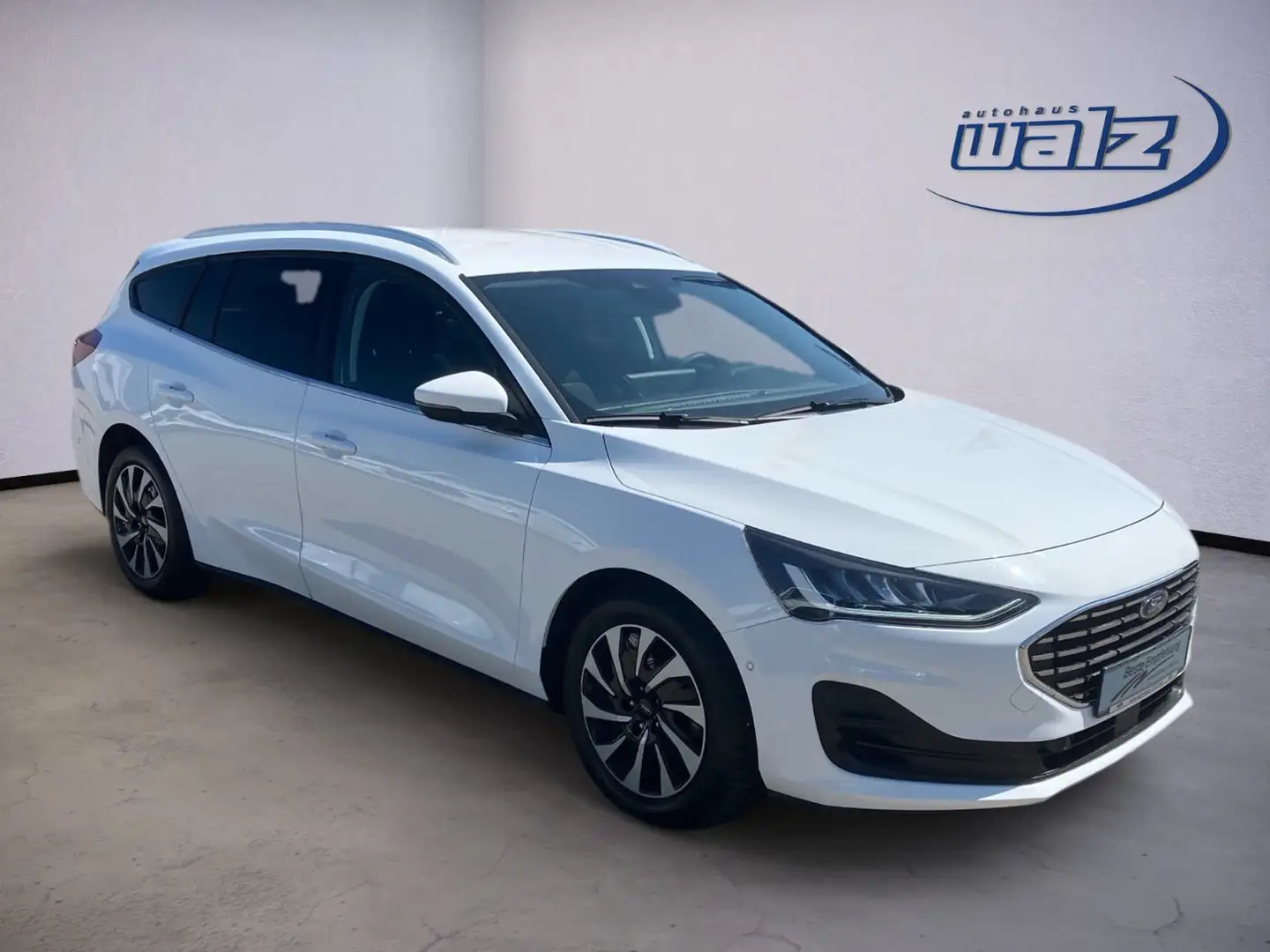 Ford Focus Turnier 1.0i Automatik Titanium Top Ausstattung Bianco - 2