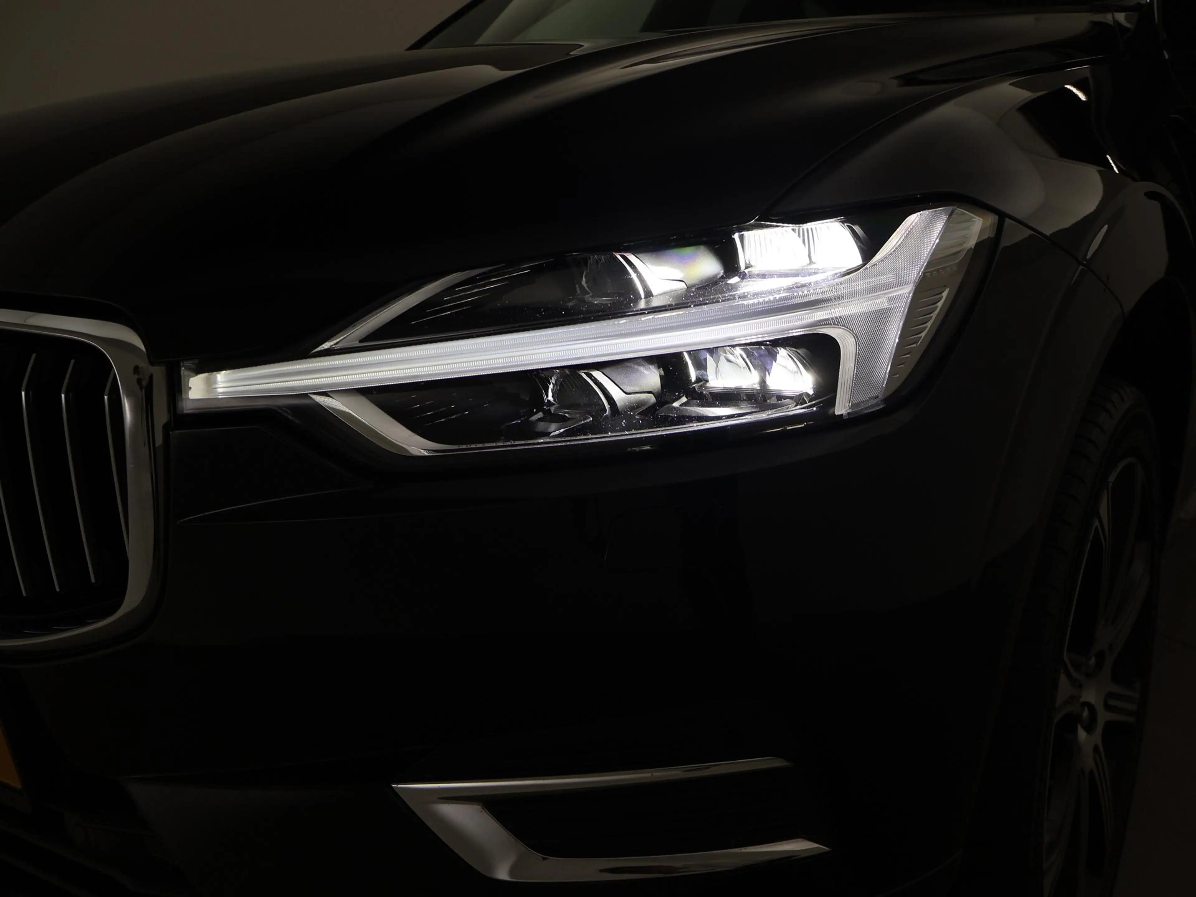 Volvo XC60 2.0 RECHARGE T8 390 PK AWD INSCRIPTION + LUCHTVERI — photo 30