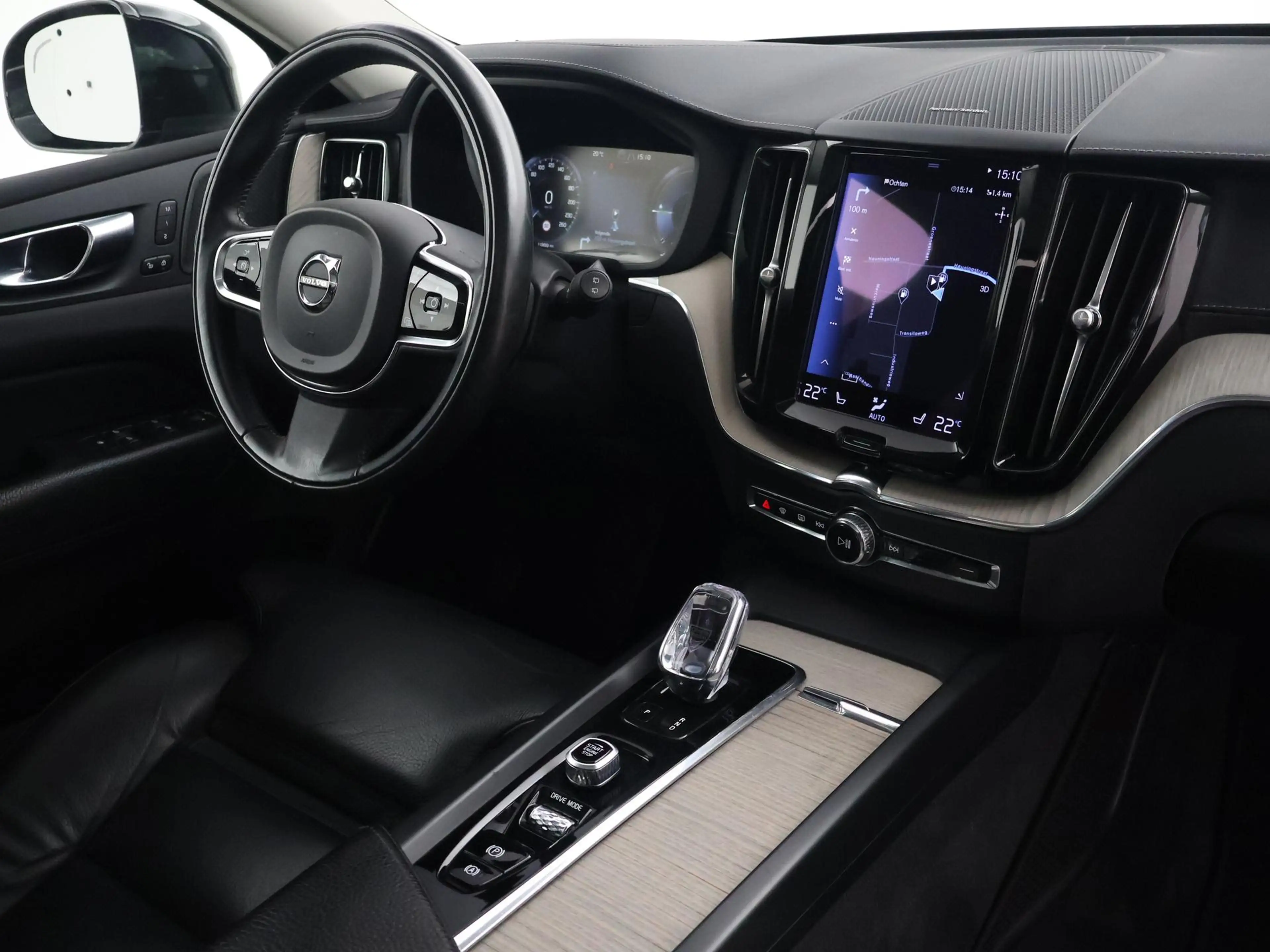 Volvo XC60 2.0 RECHARGE T8 390 PK AWD INSCRIPTION + LUCHTVERI — photo 4