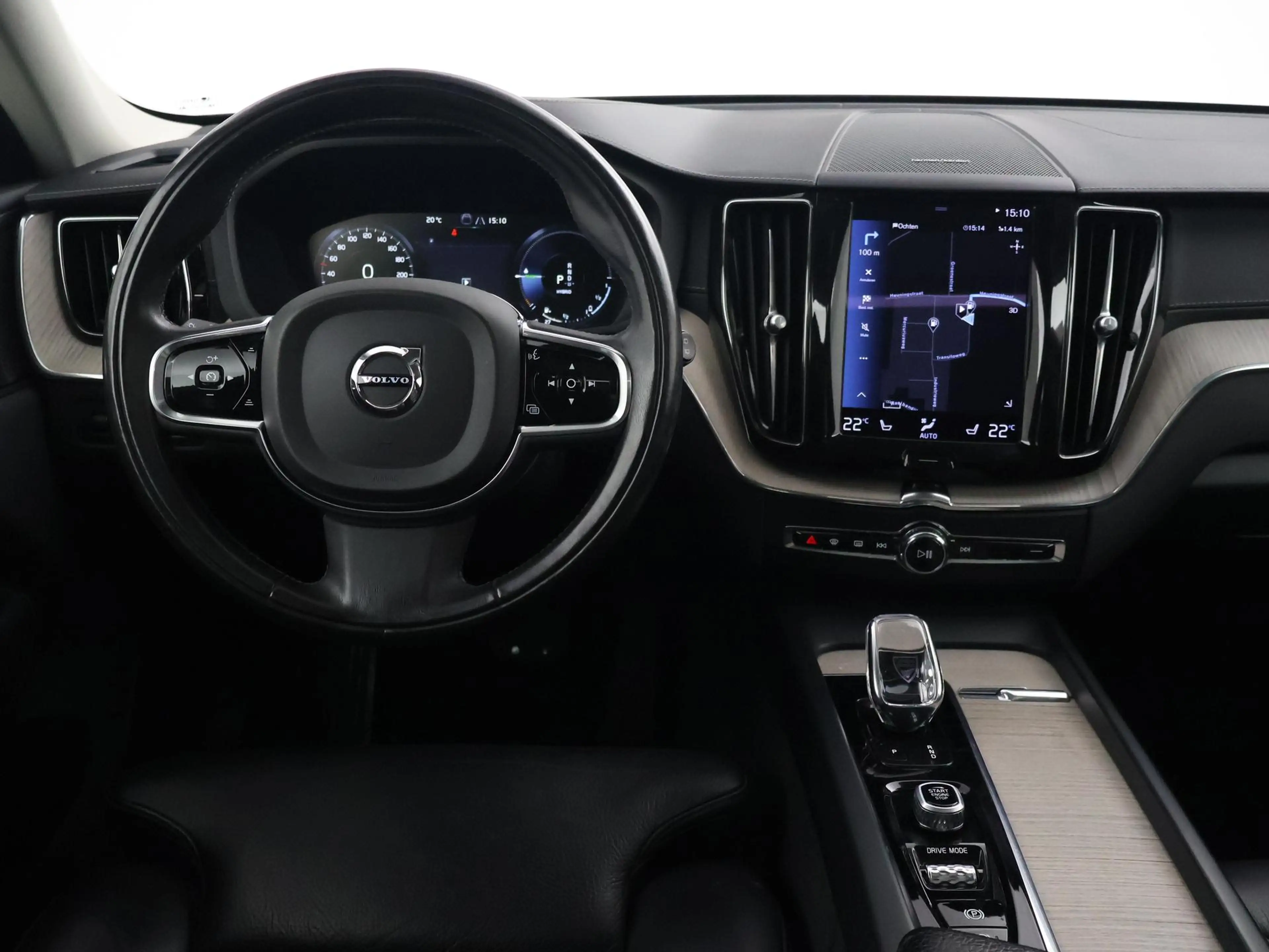 Volvo XC60 2.0 RECHARGE T8 390 PK AWD INSCRIPTION + LUCHTVERI — photo 3