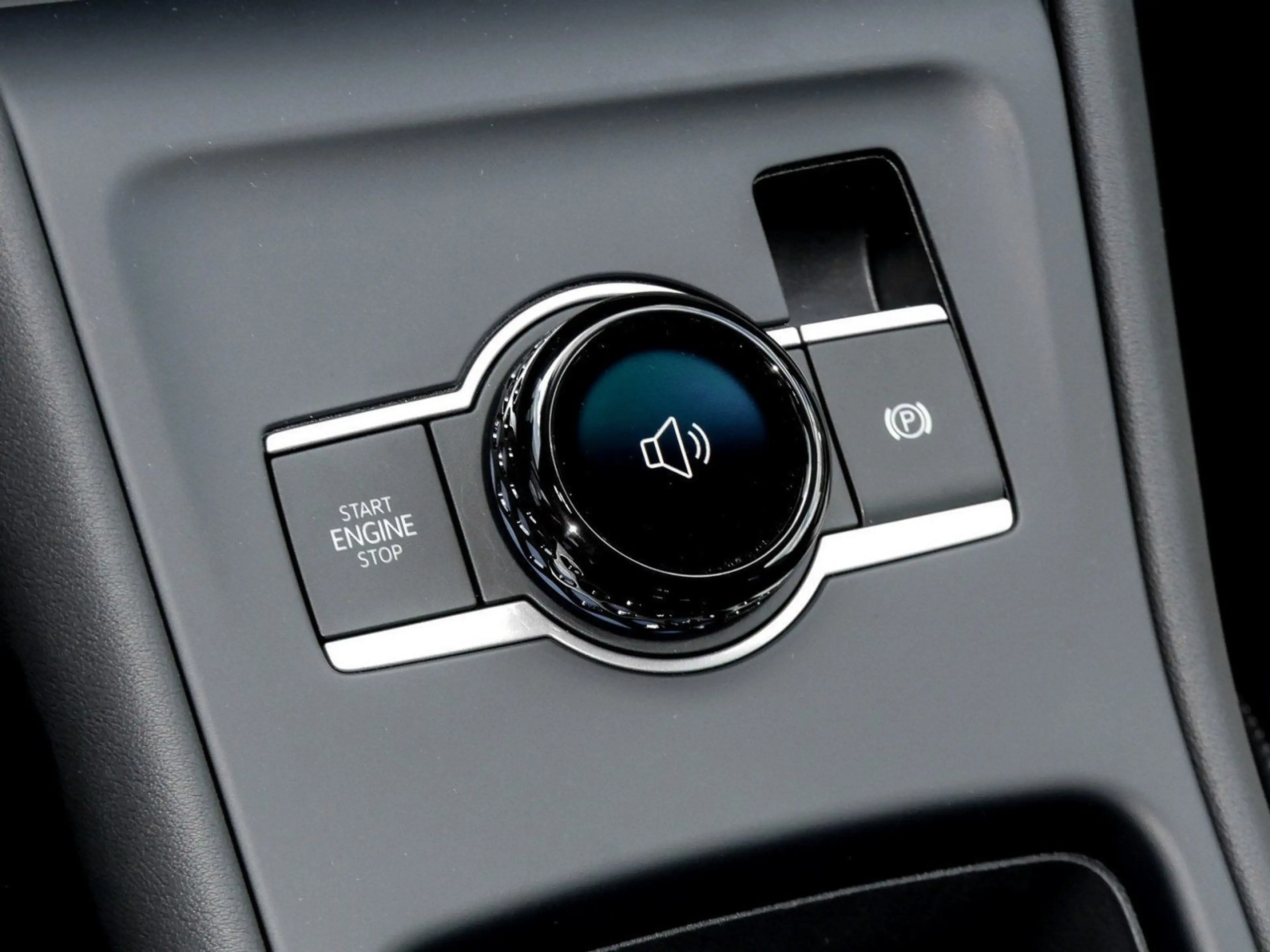 Volkswagen Tiguan 1.5 TSI eHybrid Life AHK HUD ACC DCC LENK — photo 14
