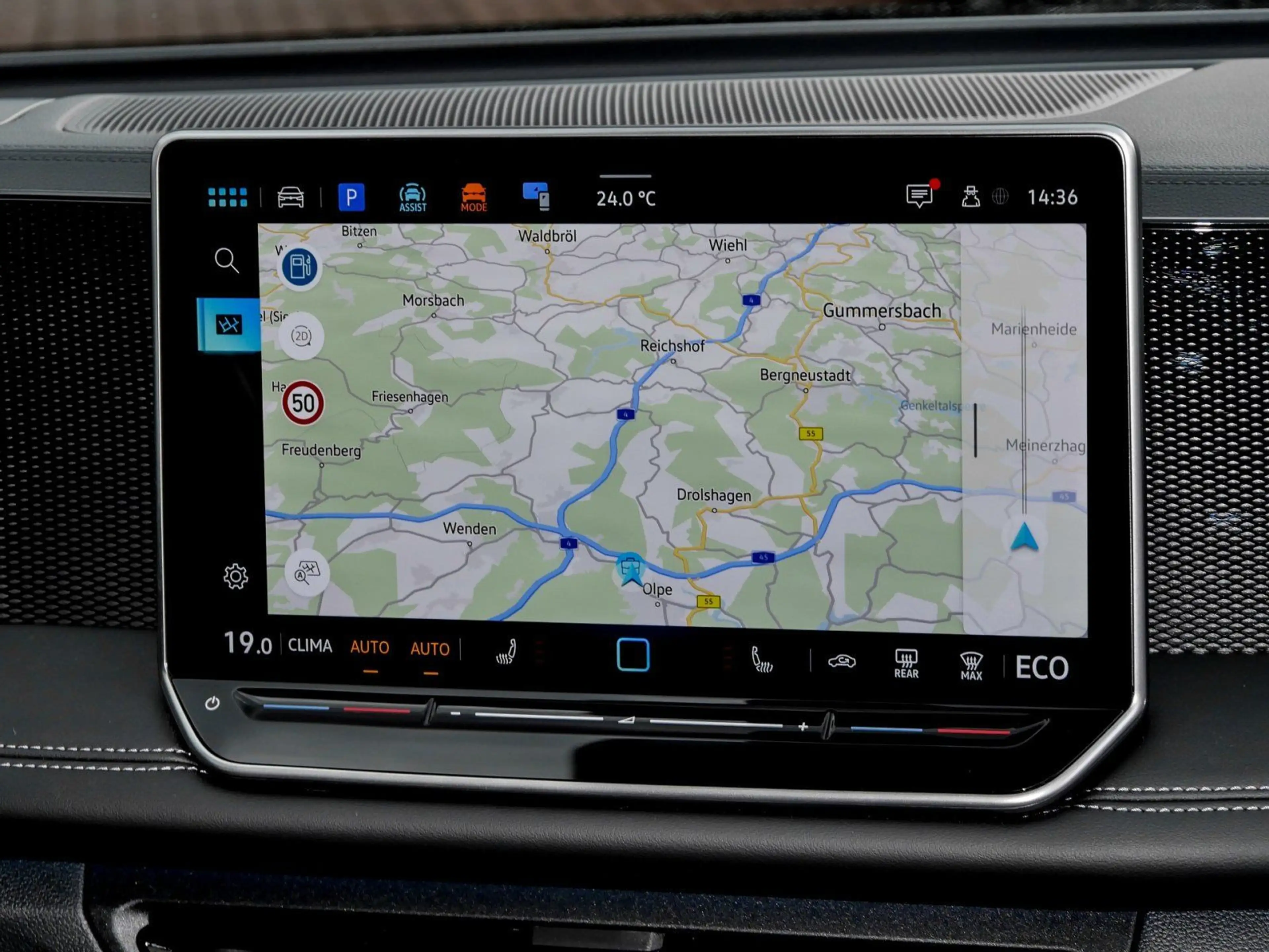 Volkswagen Tiguan 1.5 TSI eHybrid Life AHK HUD ACC DCC LENK — photo 8