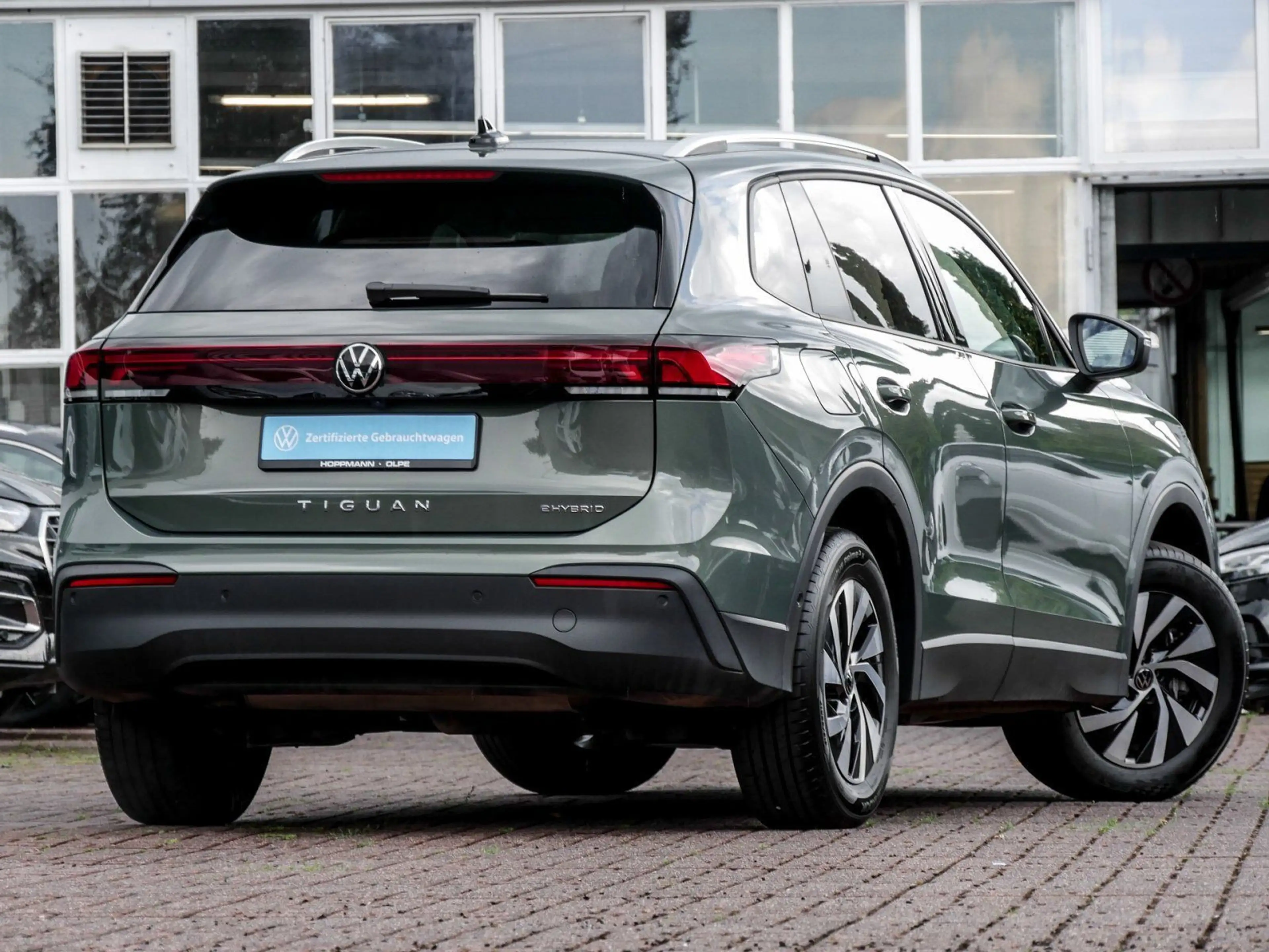 Volkswagen Tiguan 1.5 TSI eHybrid Life AHK HUD ACC DCC LENK — photo 2