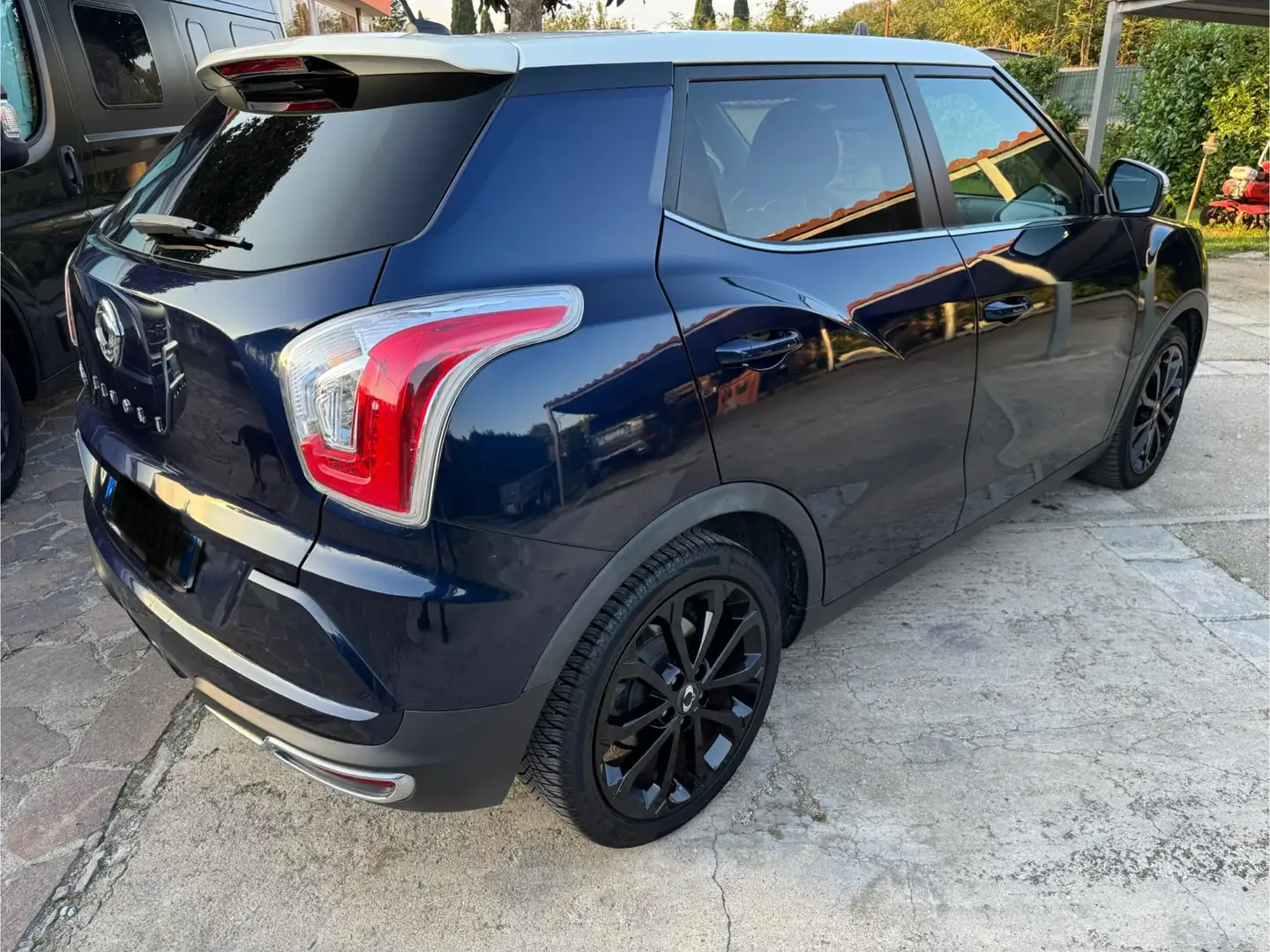 SsangYong Tivoli 1.6 dream Gpl 2wd - 2