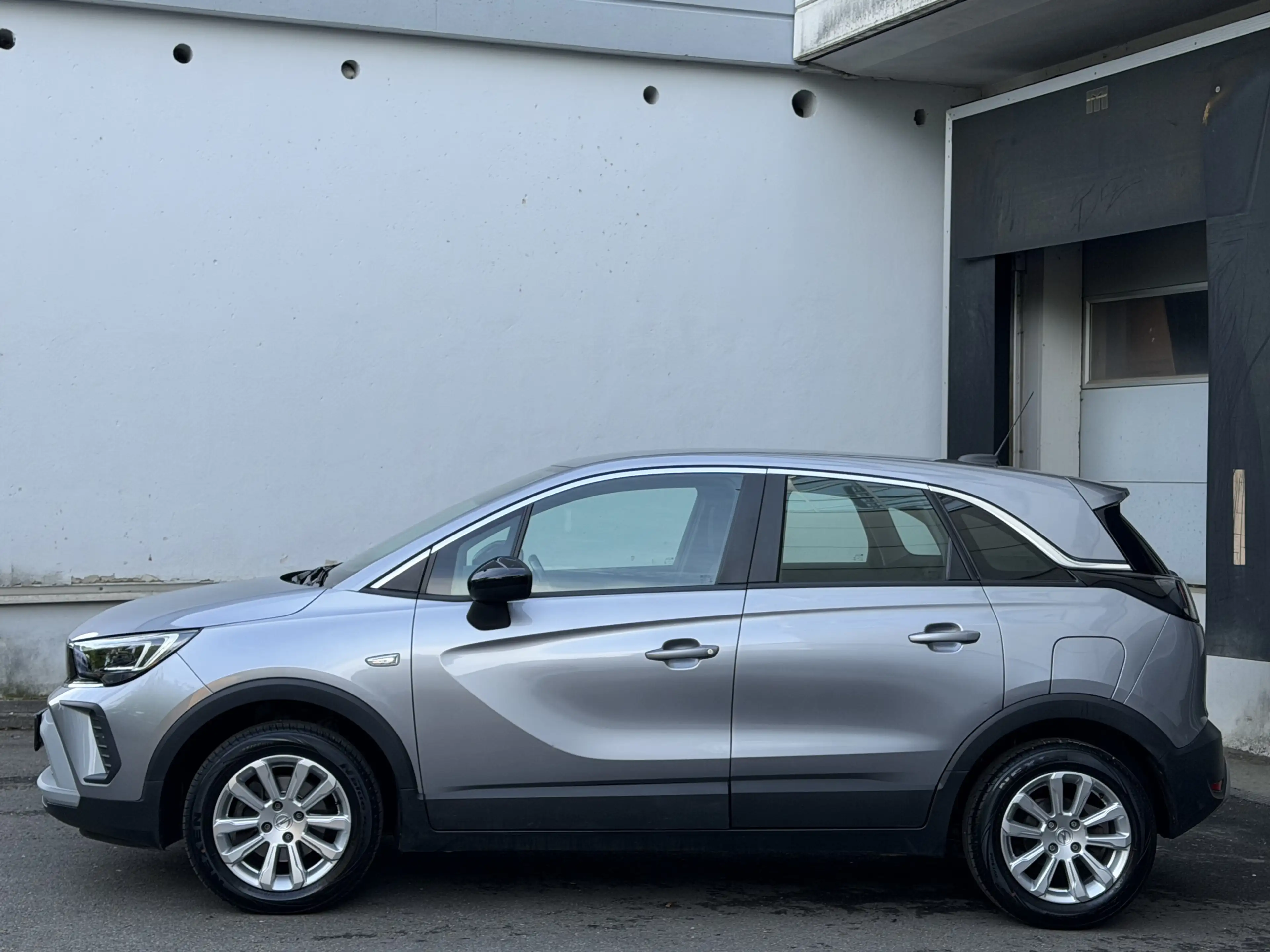 Opel Crossland Elegance LED Navi Sitzheizung Tempomat — photo 6