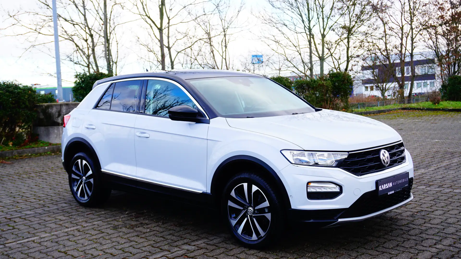 Volkswagen T-Roc IQ.DRIVE/NAVI/XENON/LED/R.KAMERA/SHZ/2x PDC/ Grau - 2