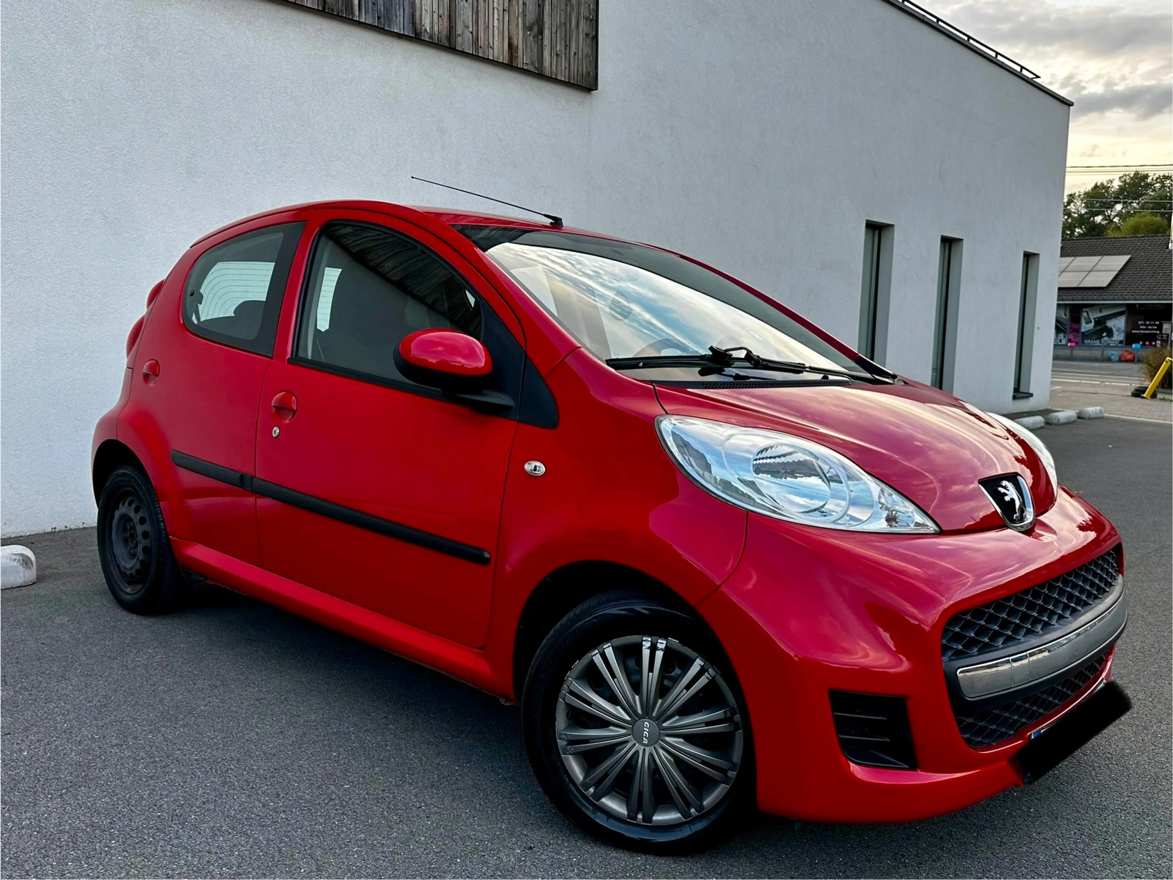 Peugeot 107 Peugeot 107 1.0 Automatique*51.578 km – *GARANTIE 12 MOIS — photo 2