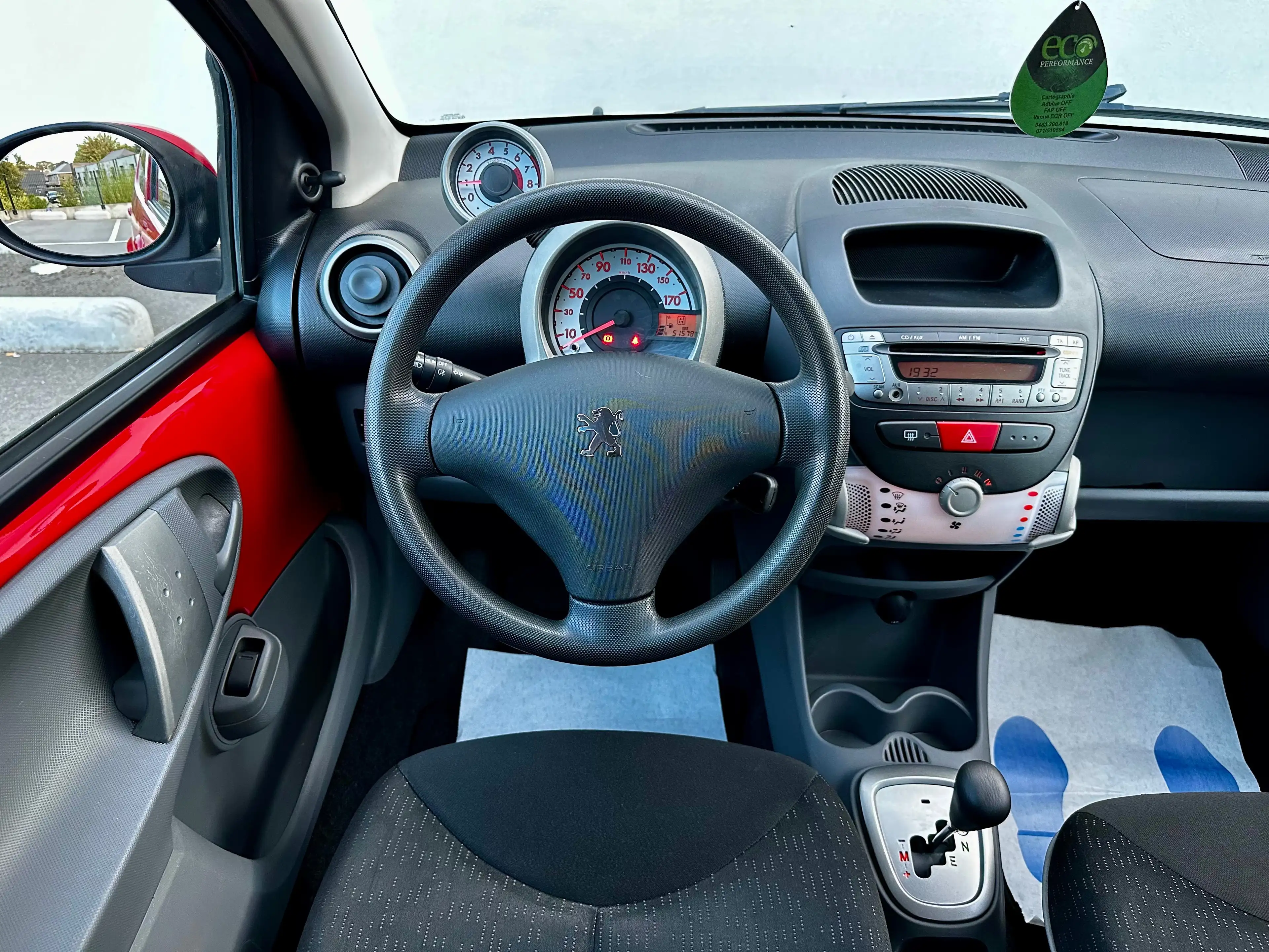 Peugeot 107 Peugeot 107 1.0 Automatique*51.578 km – *GARANTIE 12 MOIS — photo 11