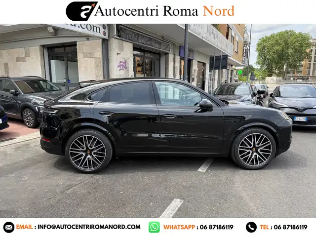 Porsche Cayenne view 11