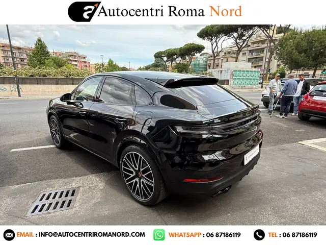 Porsche Cayenne view 10