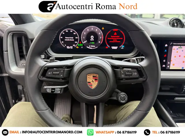 Porsche Cayenne view 6