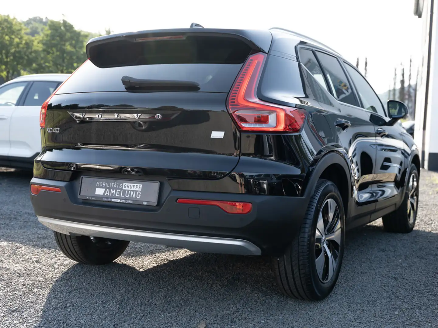 Volvo XC40 T4 Recharge Core KAMERA NAVI W-LAN LED Schwarz - 2