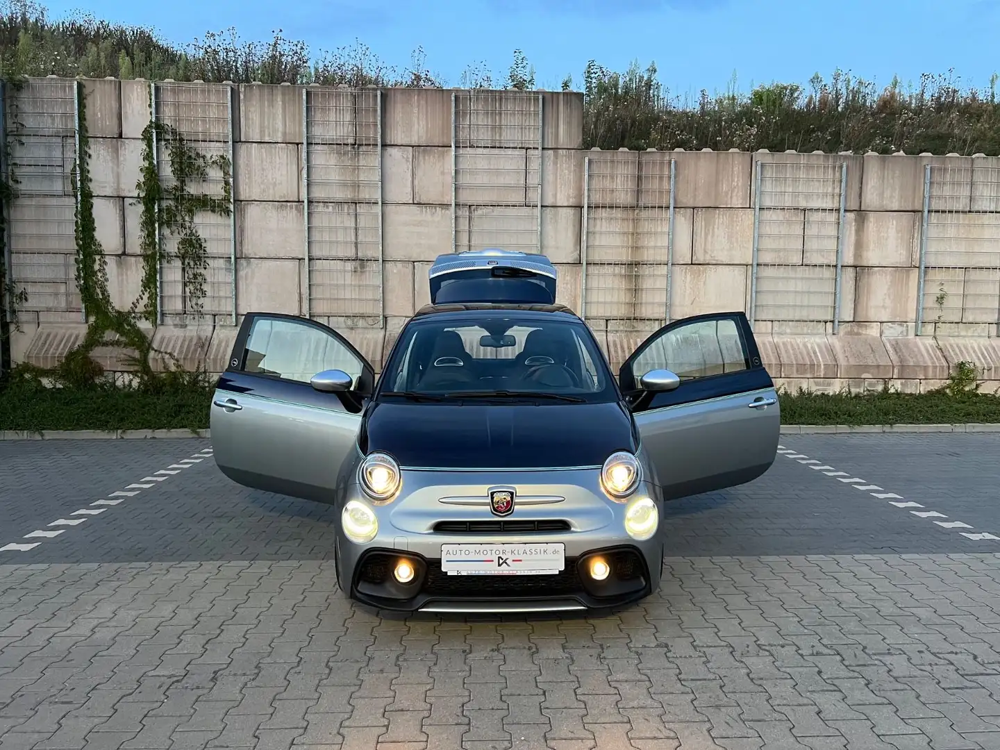 Abarth 695 695 Rivale 175th Anniversary Ultra Limited Edition Blau - 1