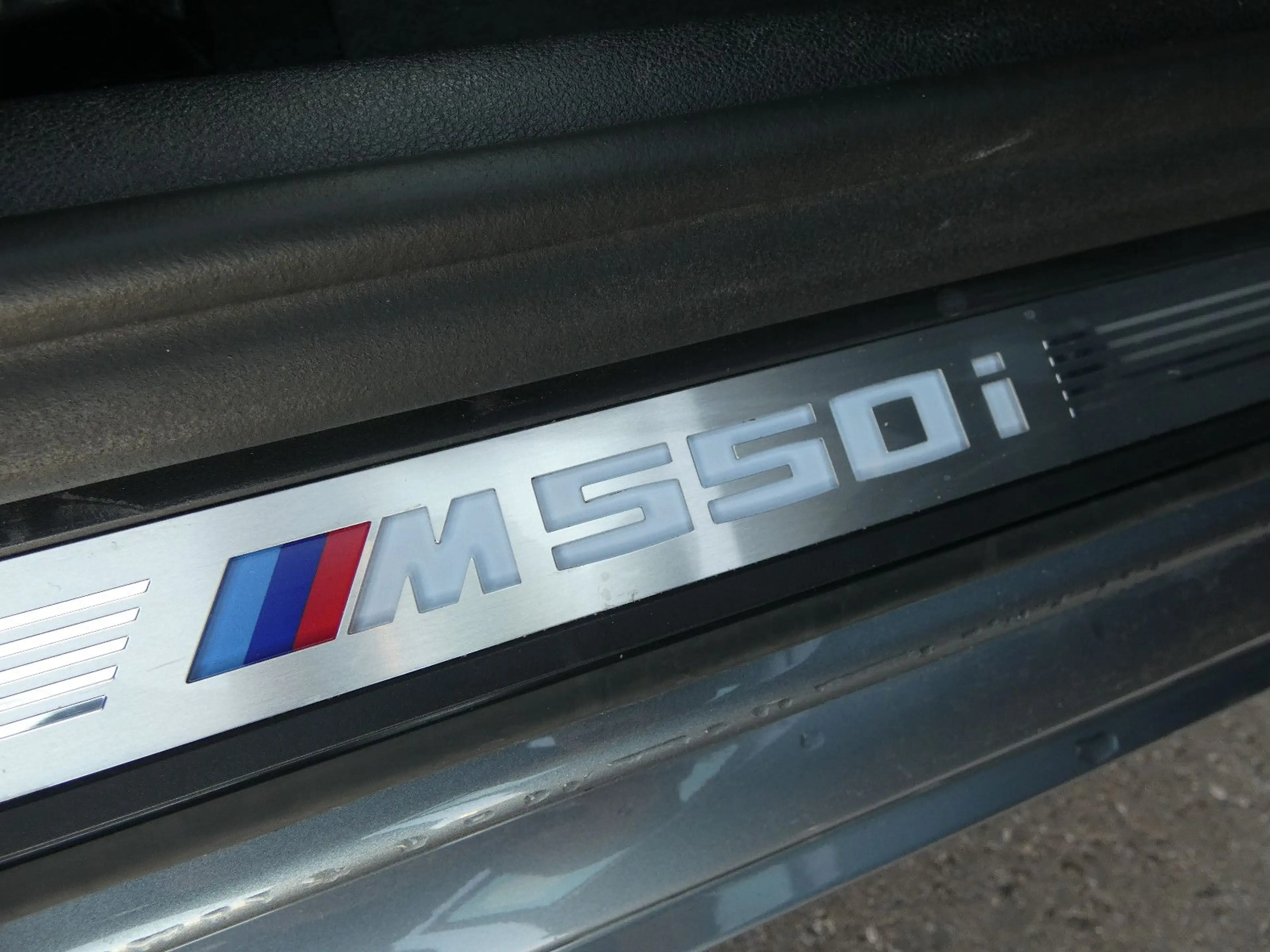 BMW 550 i xDrive A.LED Komfortsitze STHZG Sitzklima — photo 22