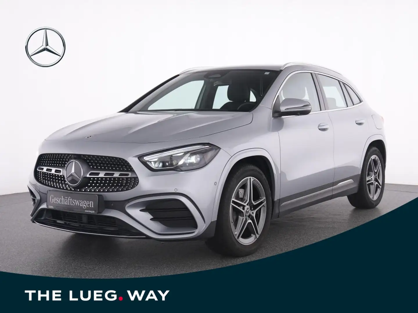 Mercedes-Benz GLA 180 AMG+AHK+KEYLESS-GO+TOTW.+360°+MULTIBEAM+ Silber - 1