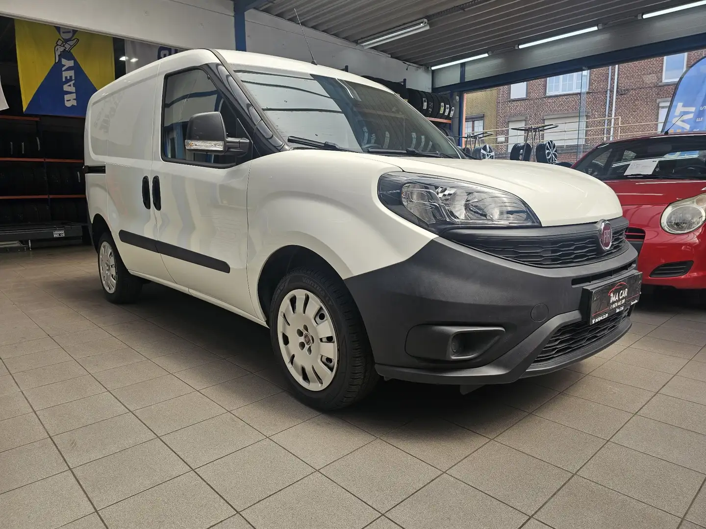 Fiat Doblo utilitaire Blanc - 2