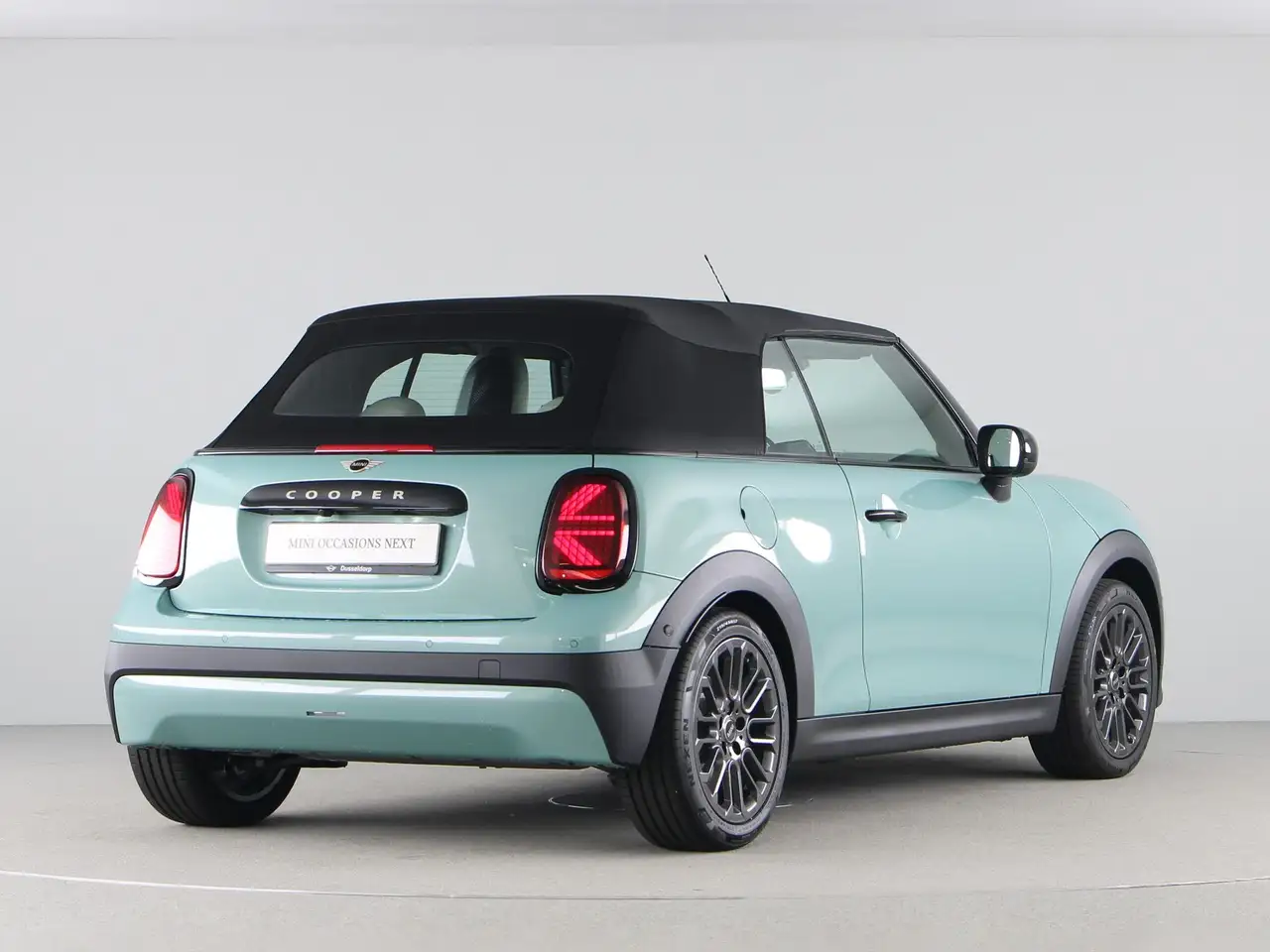 MINI Cooper C Cabrio 2026 — фото 14