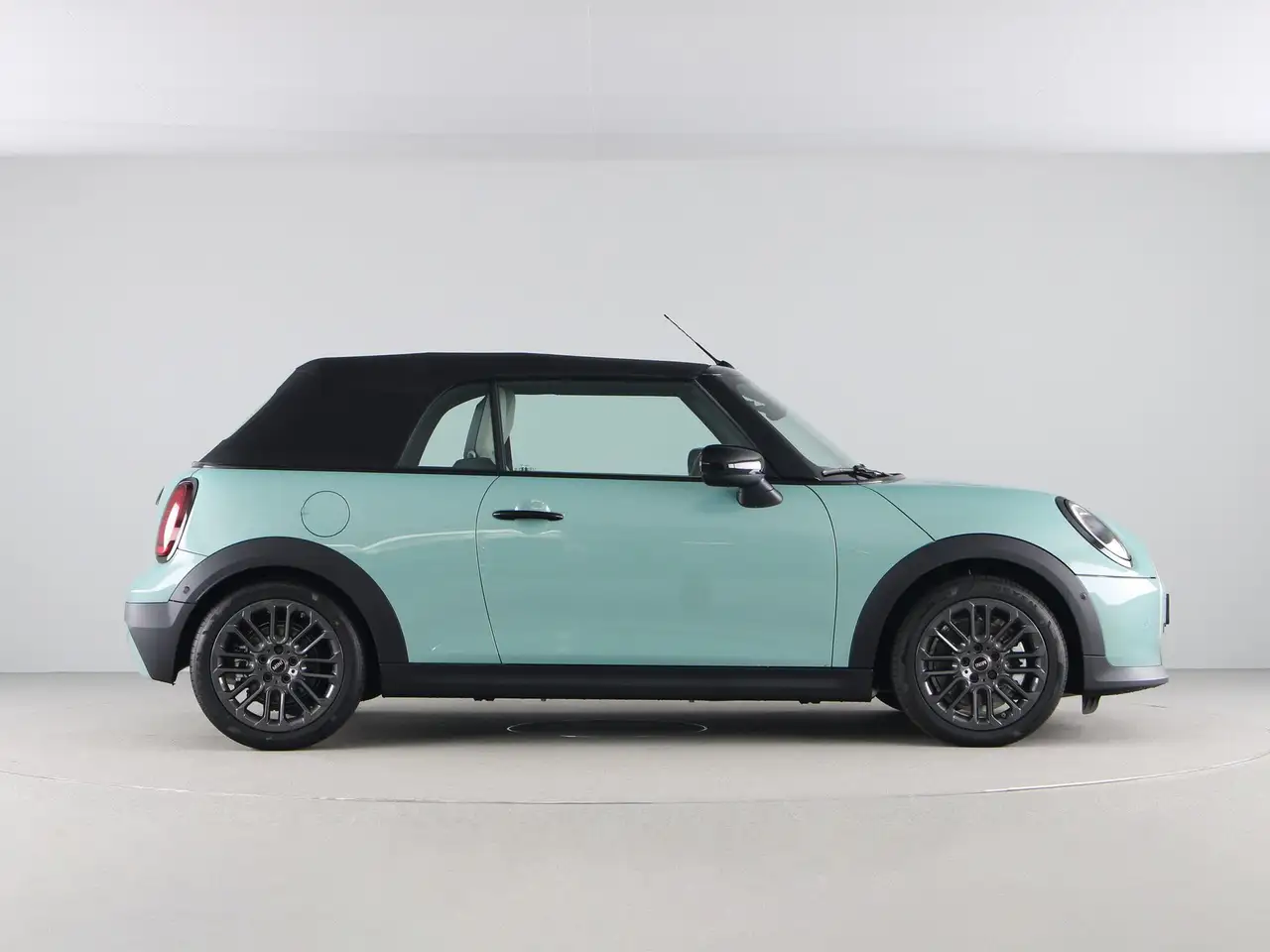 MINI Cooper C Cabrio 2026 — фото 13