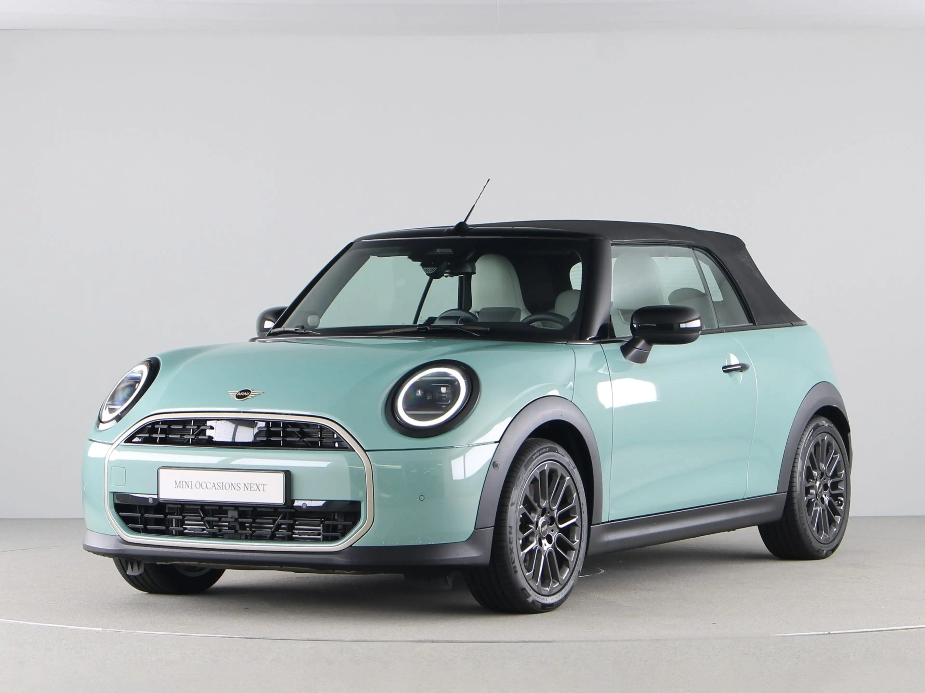 MINI Cooper C Cabrio Favoured Pakket M — photo 7
