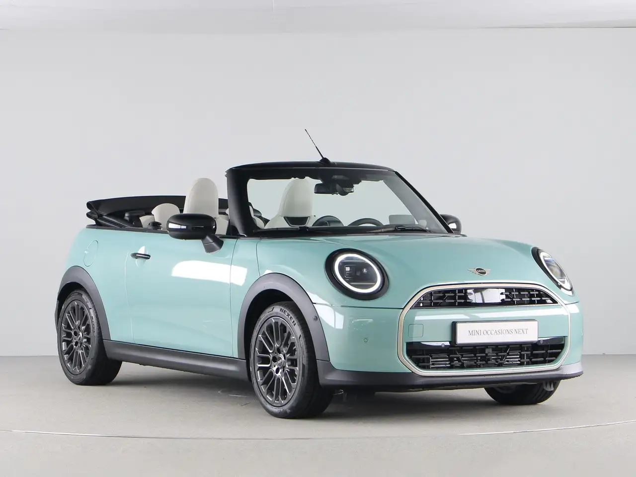 MINI Cooper C Cabrio 2026 — фото 11