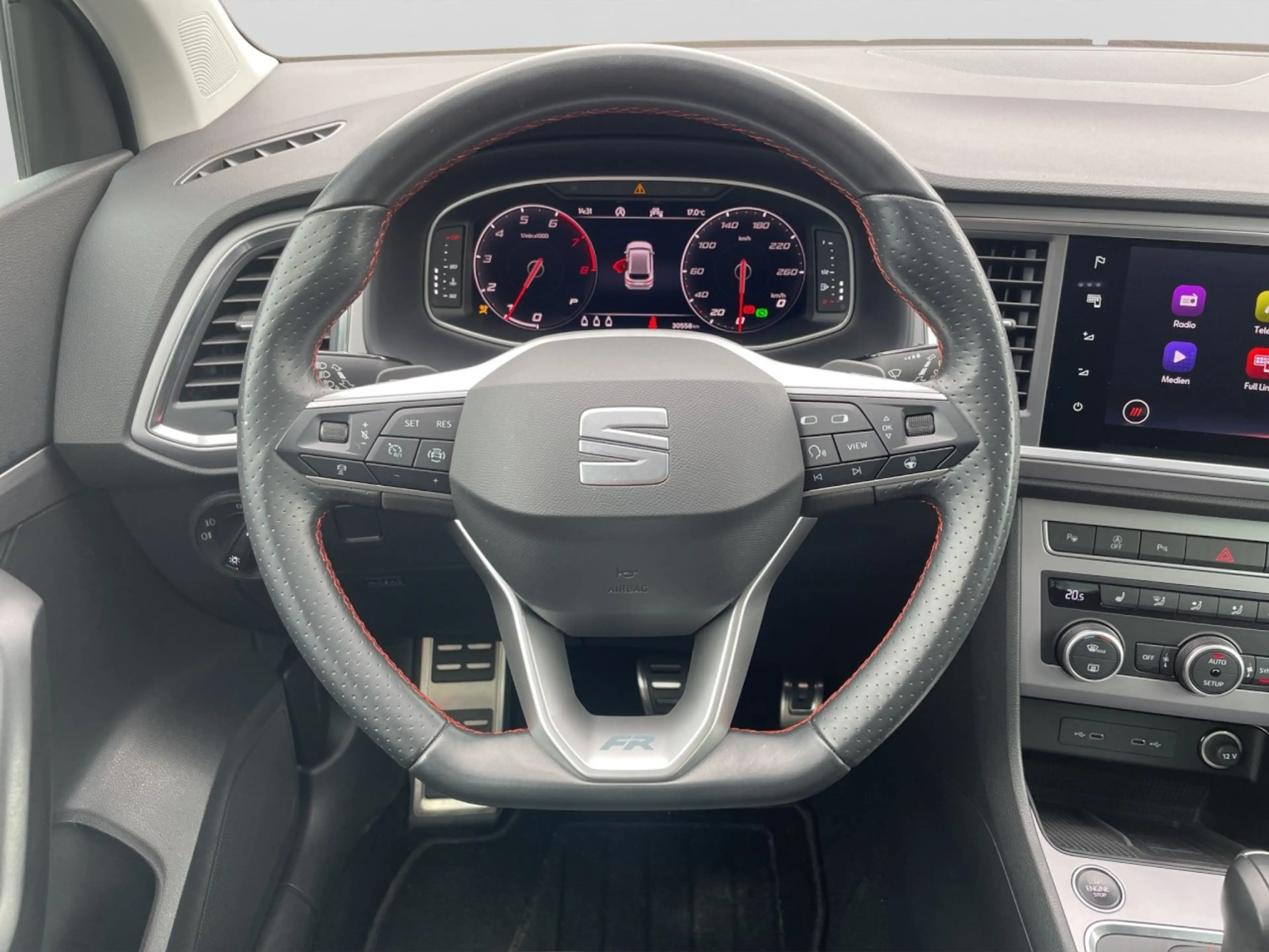 SEAT Ateca FR 1.5 TSI 7-Gang DSG AHK Klima Navi — photo 12