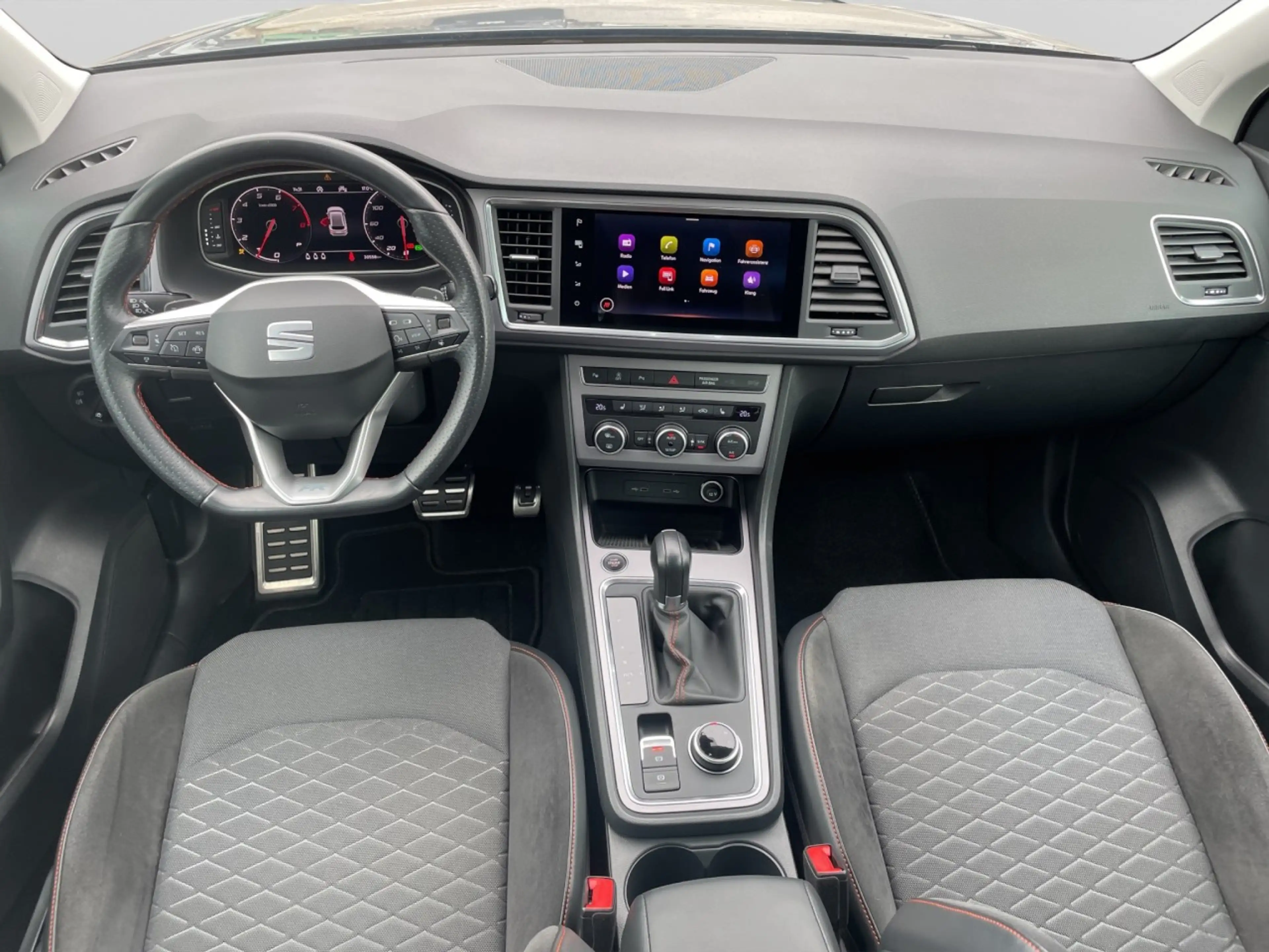 SEAT Ateca FR 1.5 TSI 7-Gang DSG AHK Klima Navi — photo 13
