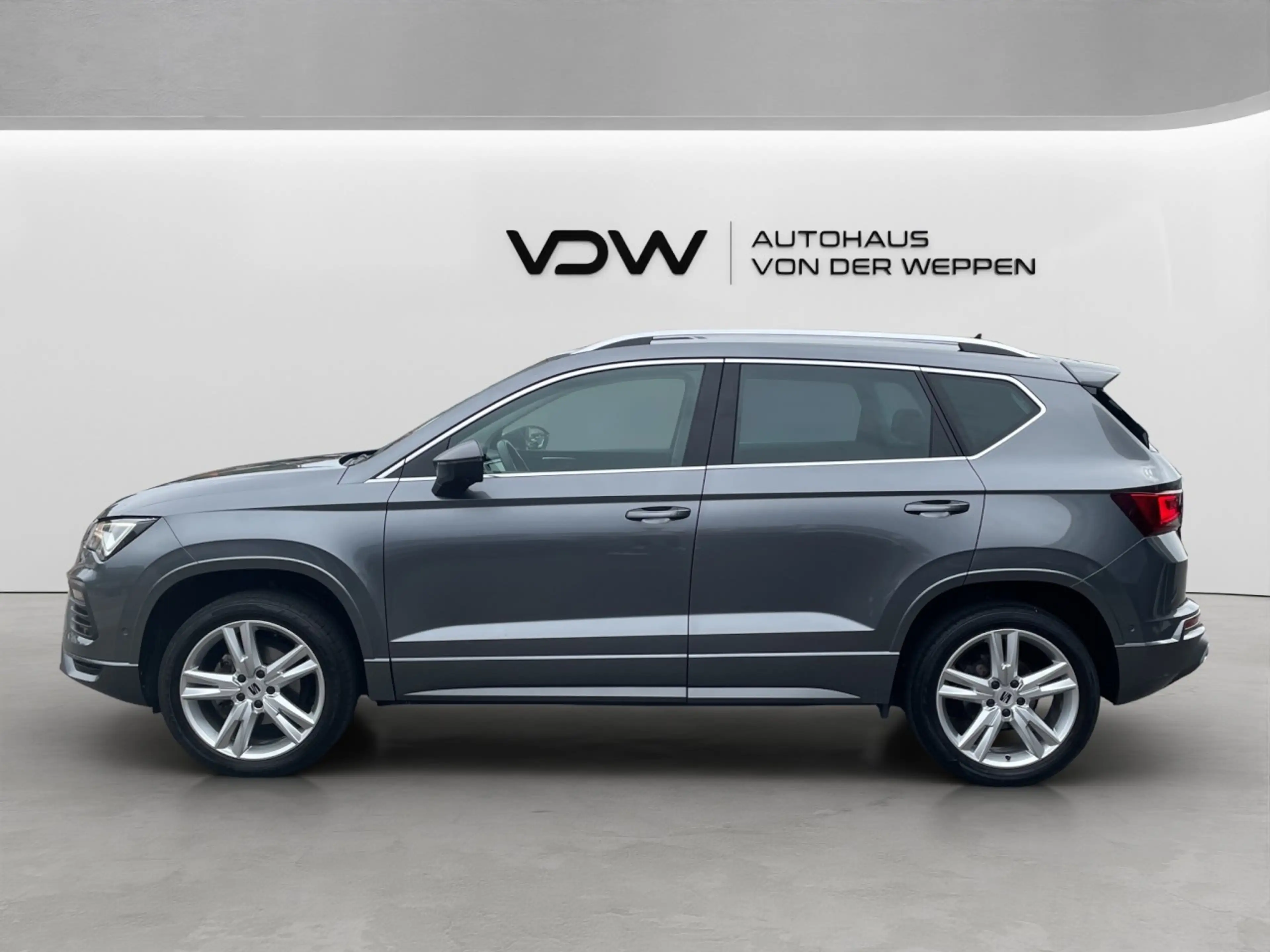 SEAT Ateca FR 1.5 TSI 7-Gang DSG AHK Klima Navi — photo 3