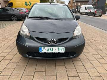 Aygo 1.0i VVT-i