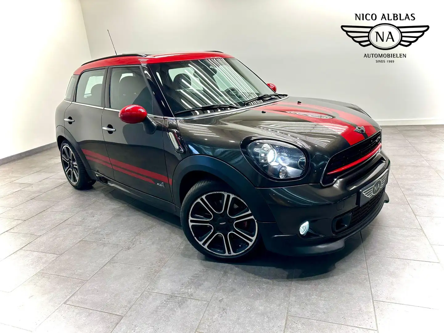 MINI John Cooper Works Countryman Mini 1.6 ALL4 Chili Grau - 1