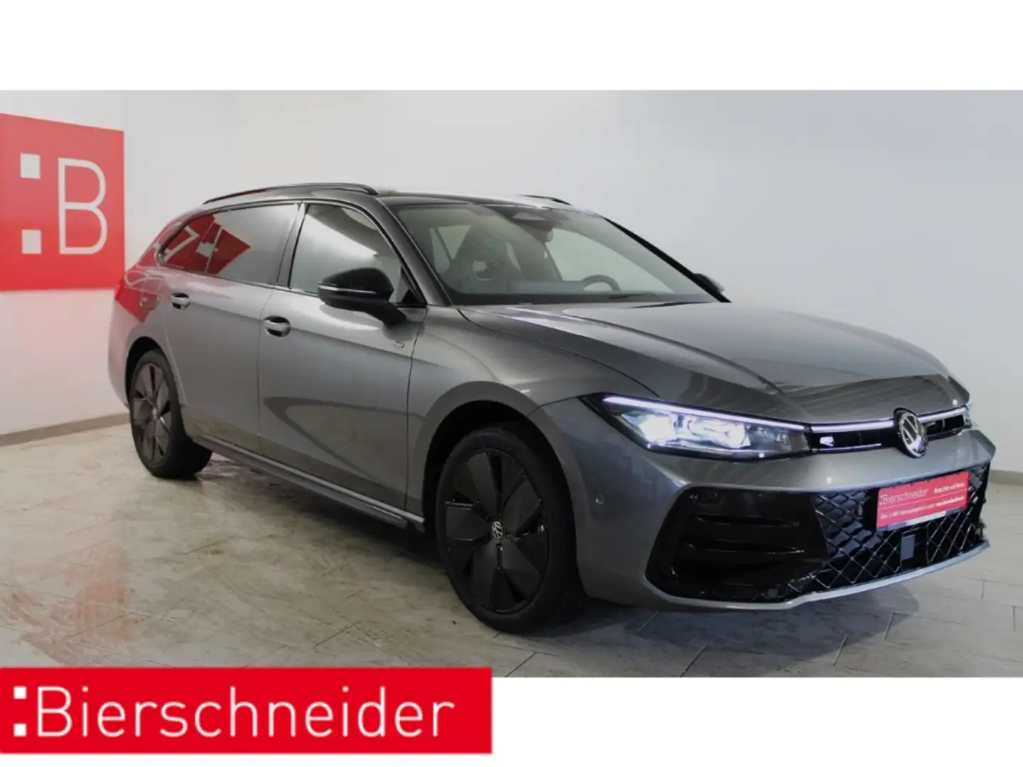 Volkswagen Passat 2.0 TDI DSG 4Mo. 2x R-Line Black Style 19 AHK MATR Grau - 1