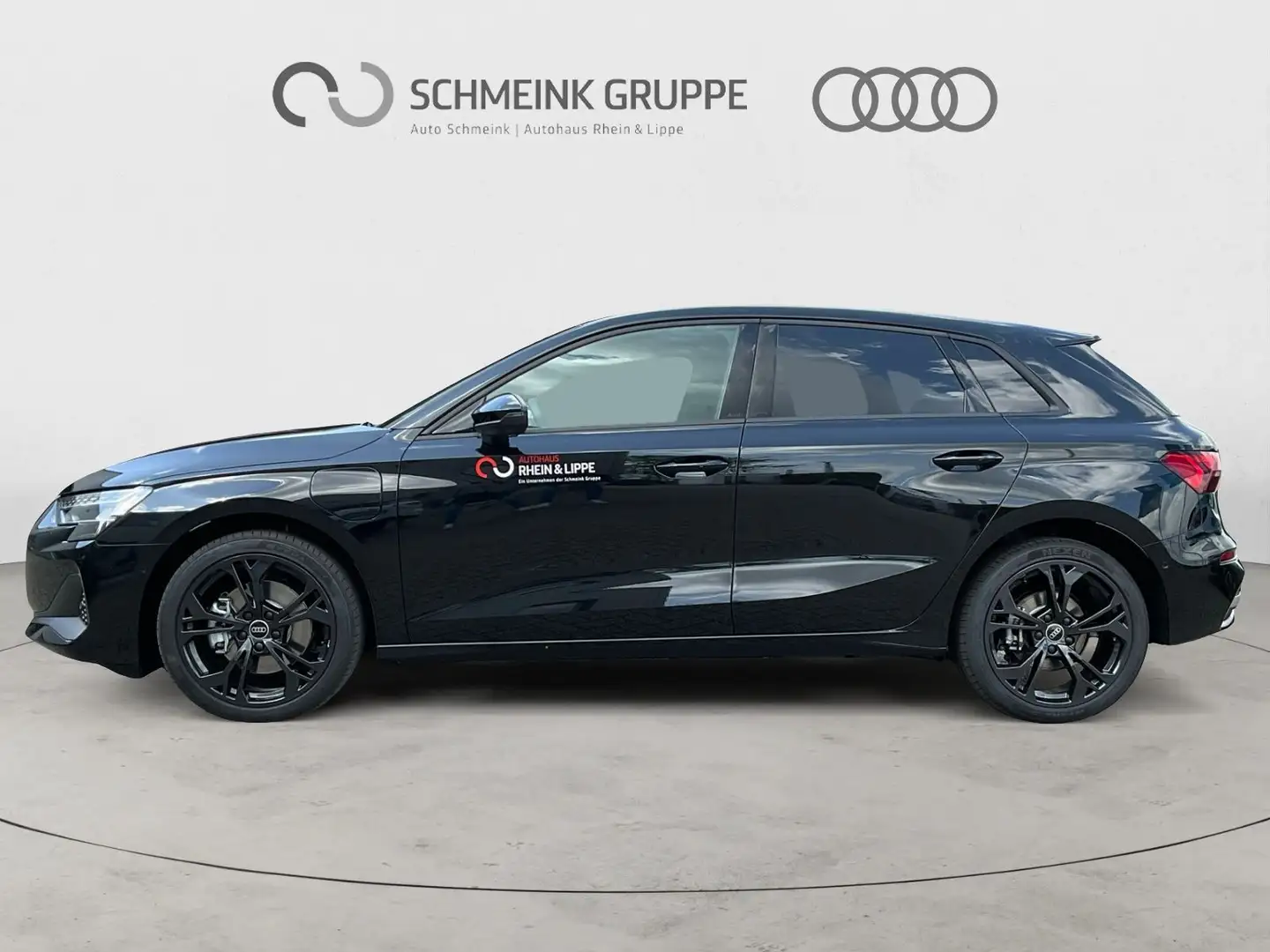 Audi A3 40 TFSI e S-line Carplay AHK ACC Schwarz - 2