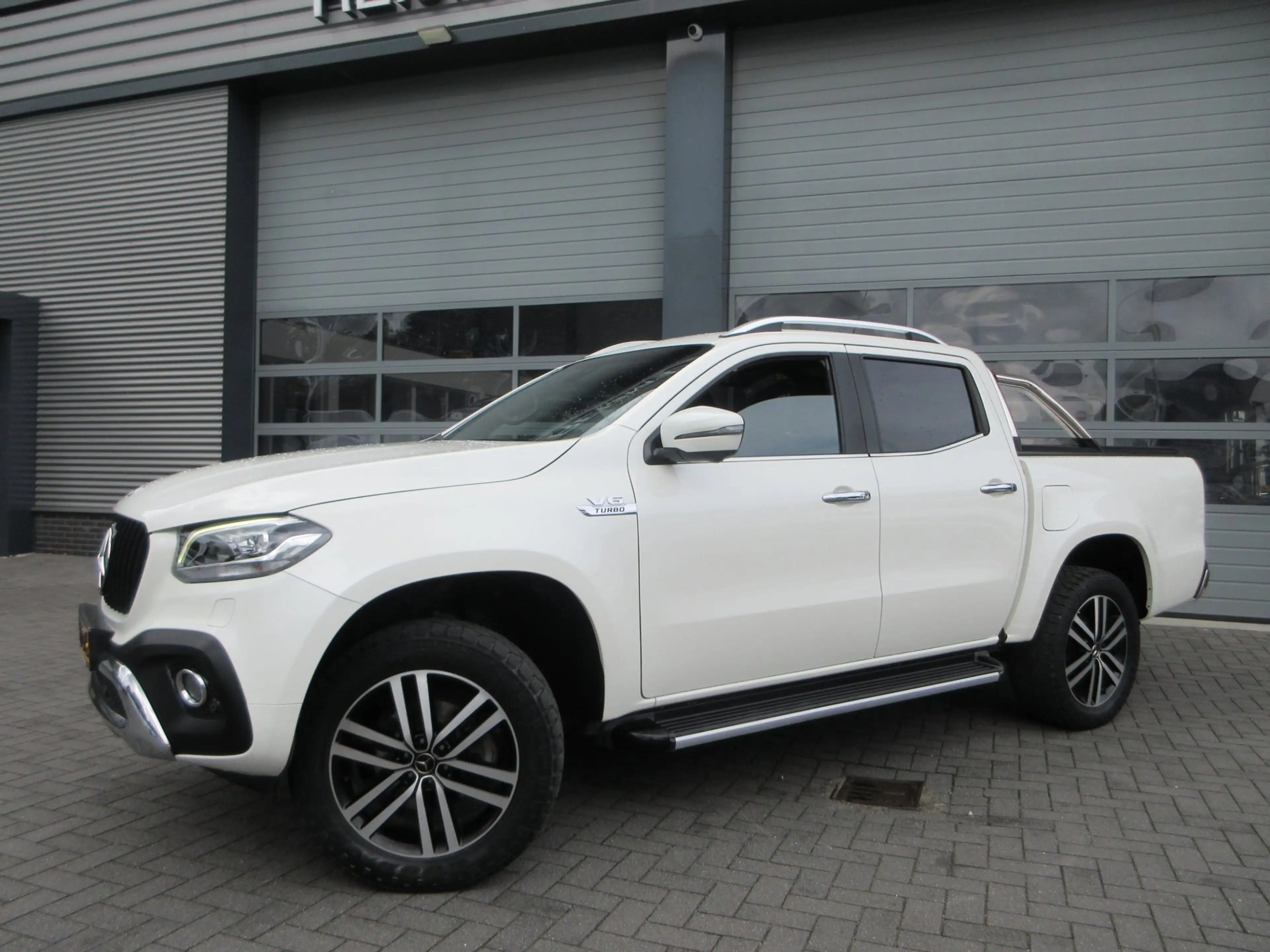 Mercedes-Benz X 350 350D, V6, 259pk, 4-Matic, 4x4, Power Edition, LED, — photo 2