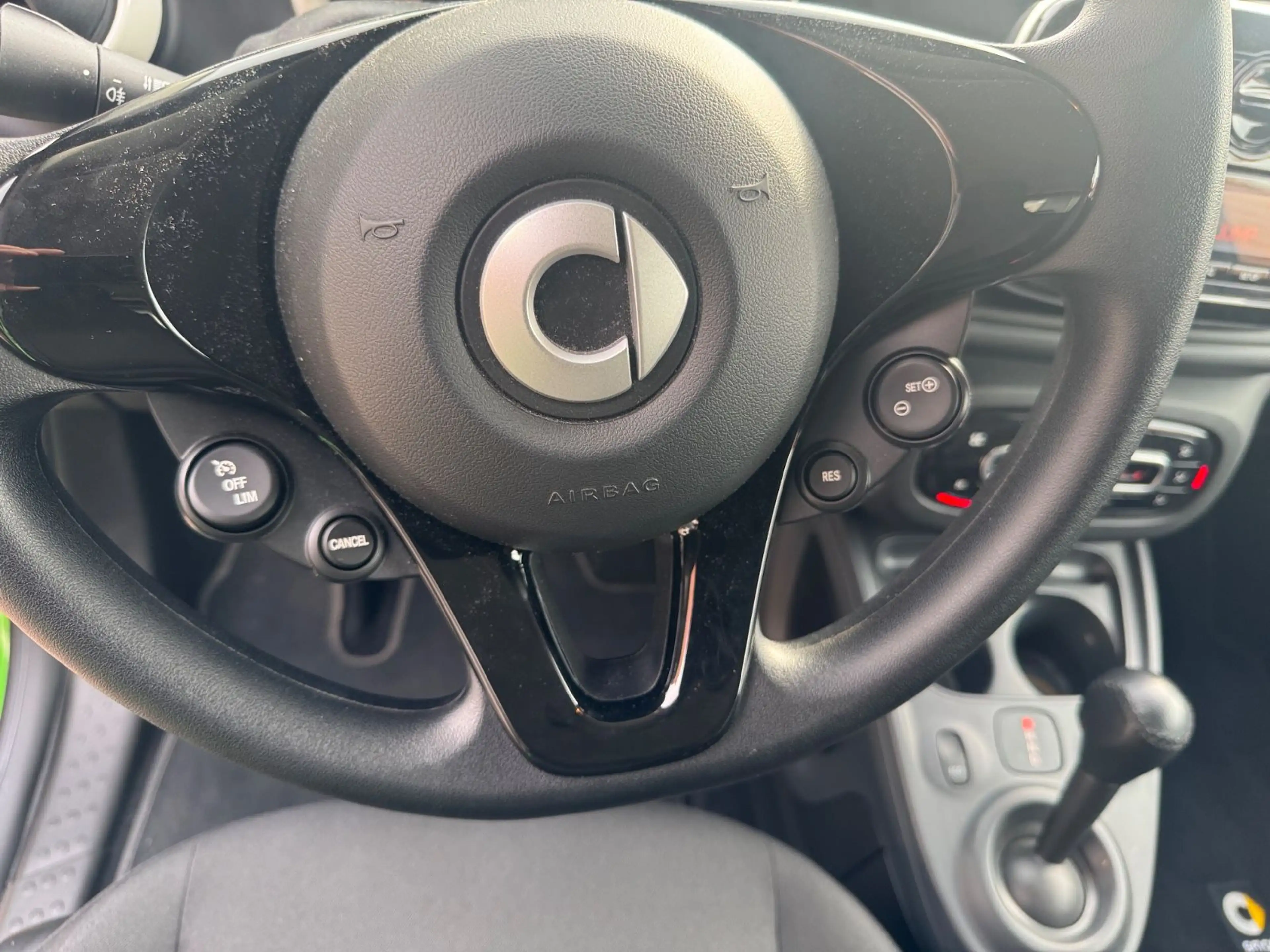 smart forTwo fortwo coupe electric drive / EQ — photo 15