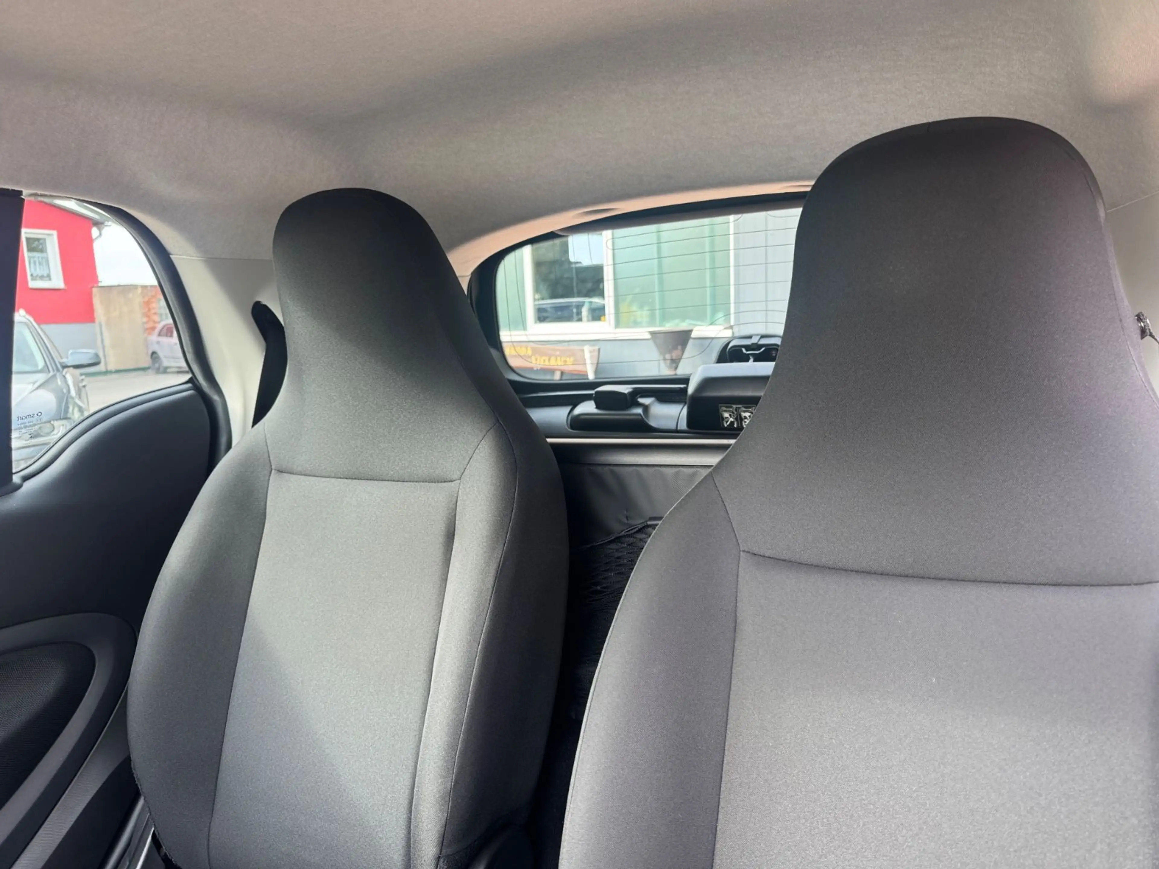 smart forTwo fortwo coupe electric drive / EQ — photo 16