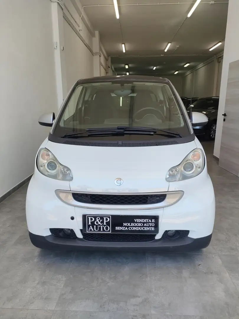 smart forTwo 1000 62 kW coupé passion Bianco - 1
