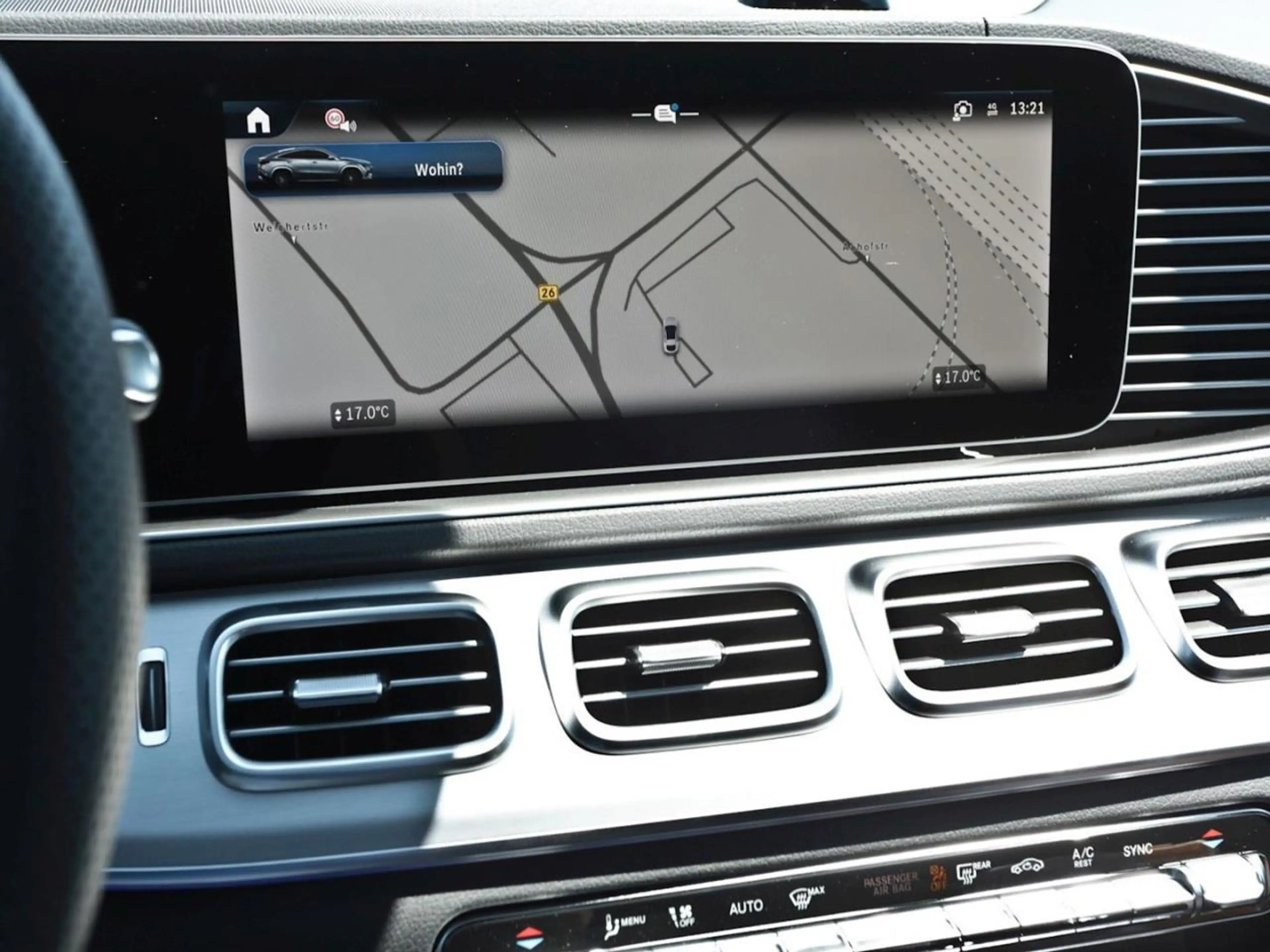 Mercedes-Benz GLE 300 d 4MATIC Coupé AMG Night Panorama AHK 360° — photo 13