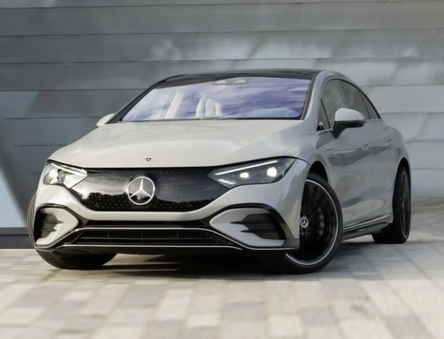 Mercedes-Benz EQE 43 AMG 4Matic Edition Gris - 1