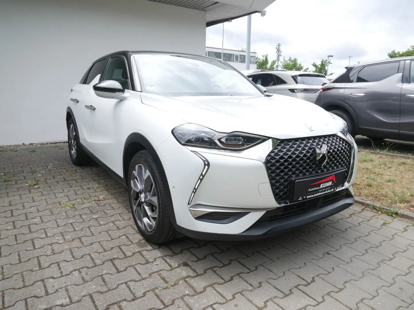DS Automobiles DS 3 Crossback E-Tense Louvre NAVI MATRIX-LED Blanco - 2