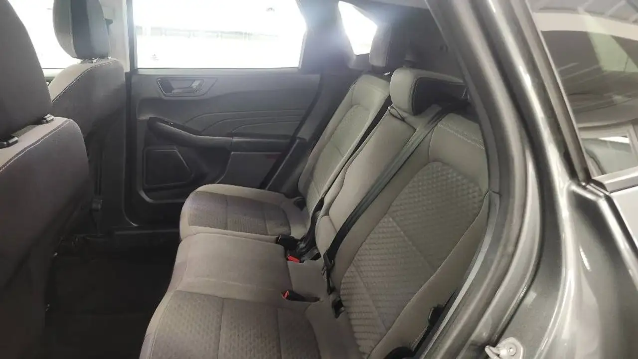 Ford Escape снимка Ford Escape