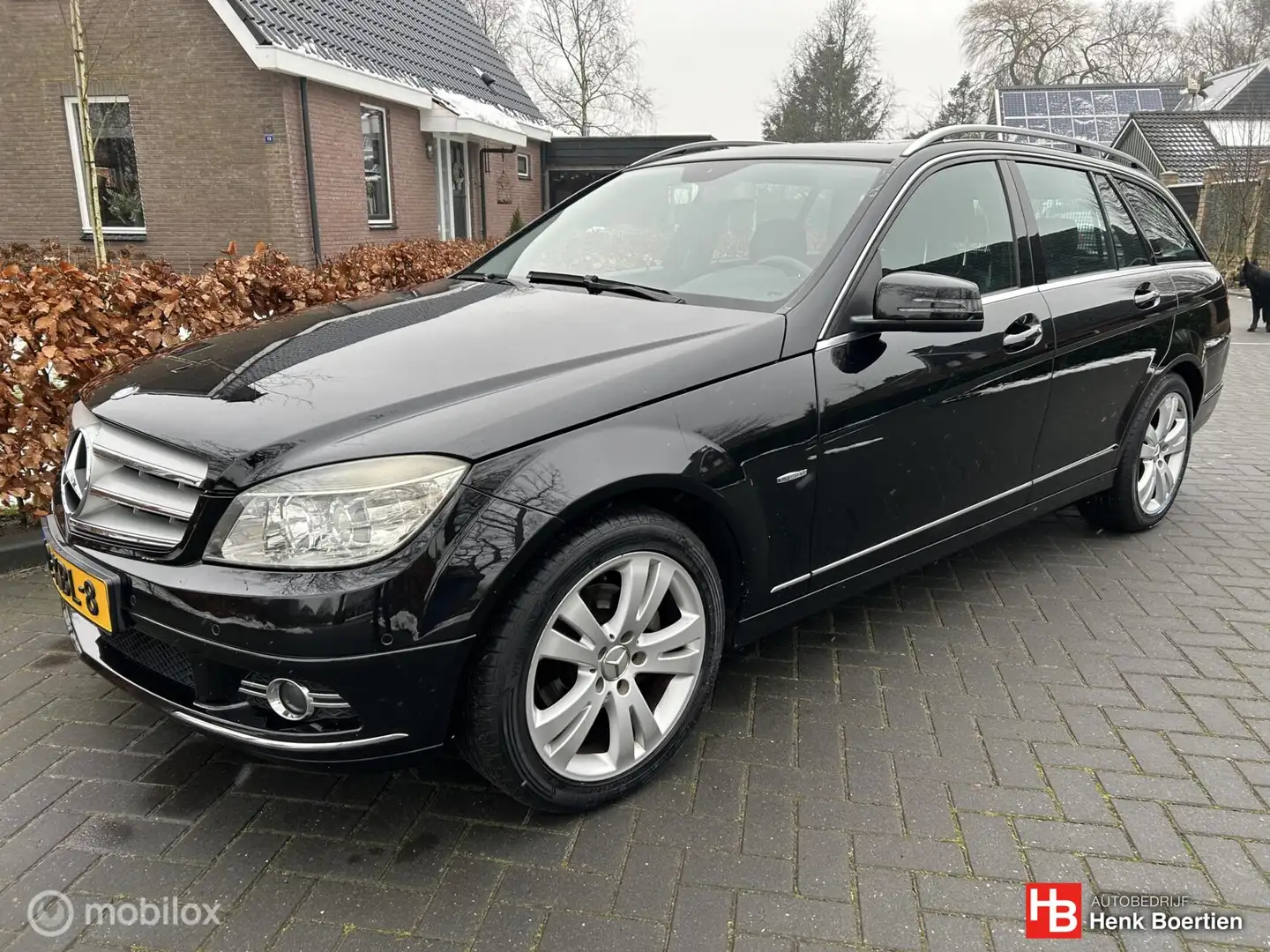 Mercedes-Benz C 180 Estate K BlueEFFICIENCY Zwart - 1