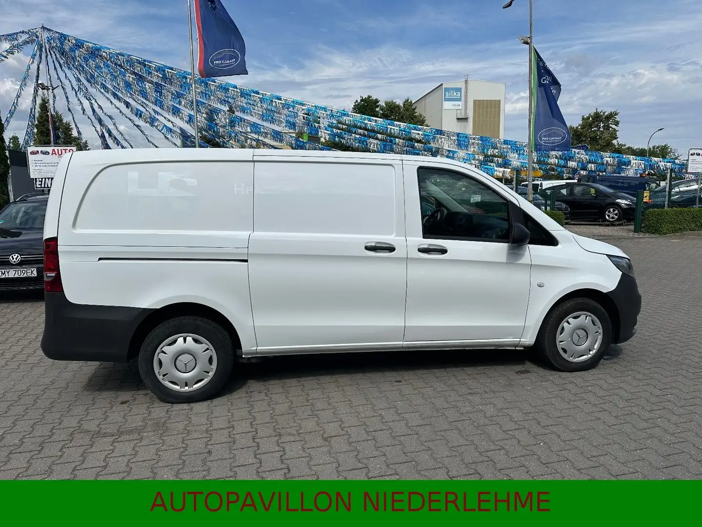 Mercedes-Benz Vito 116 Lang Kasten*Klima*Bluetooth*AHK 2000Kg* Weiß - 1