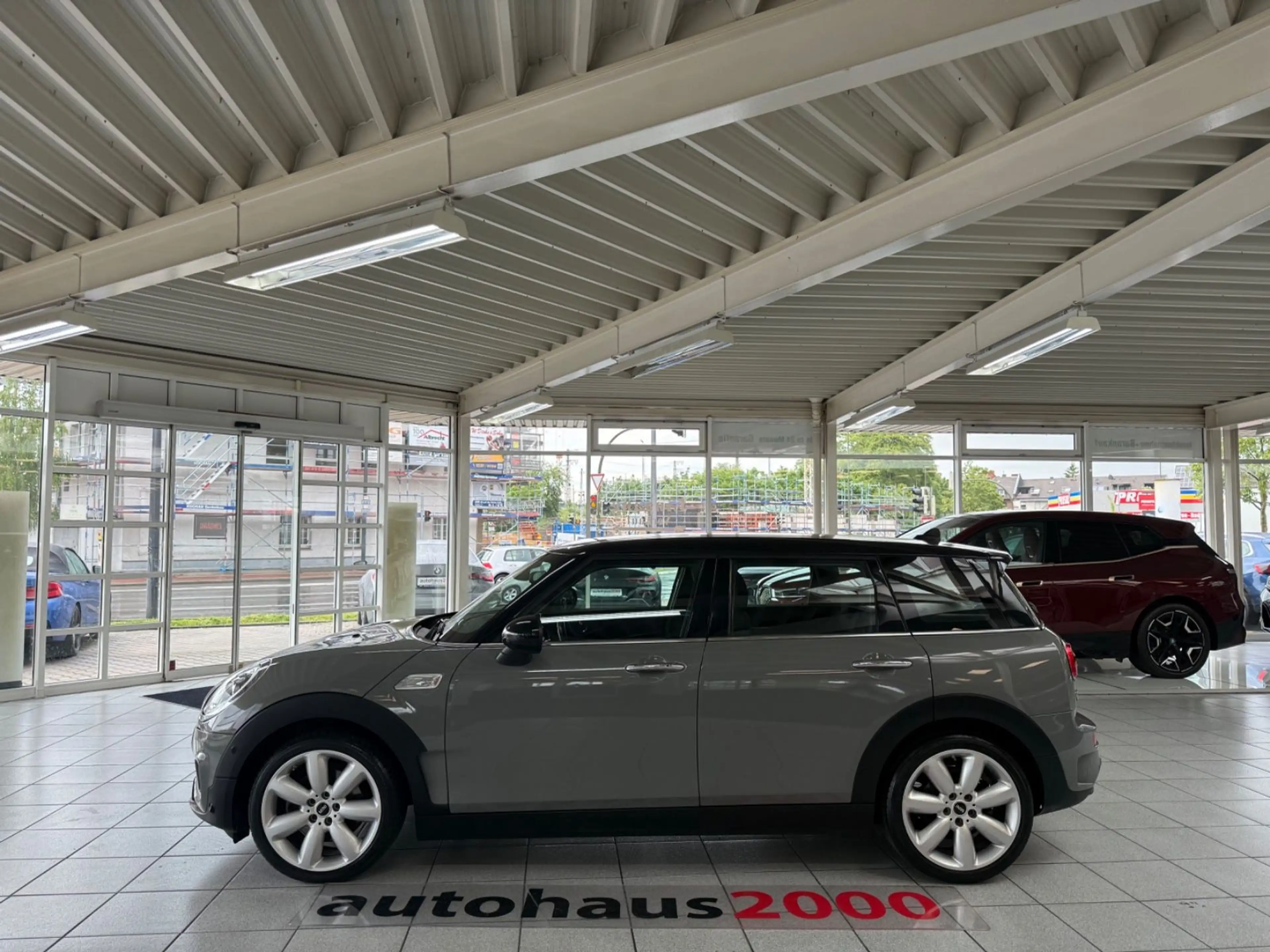 MINI Cooper S Clubman AUT./LED/NAVI/PDC V-H/KEYLESS — photo 5