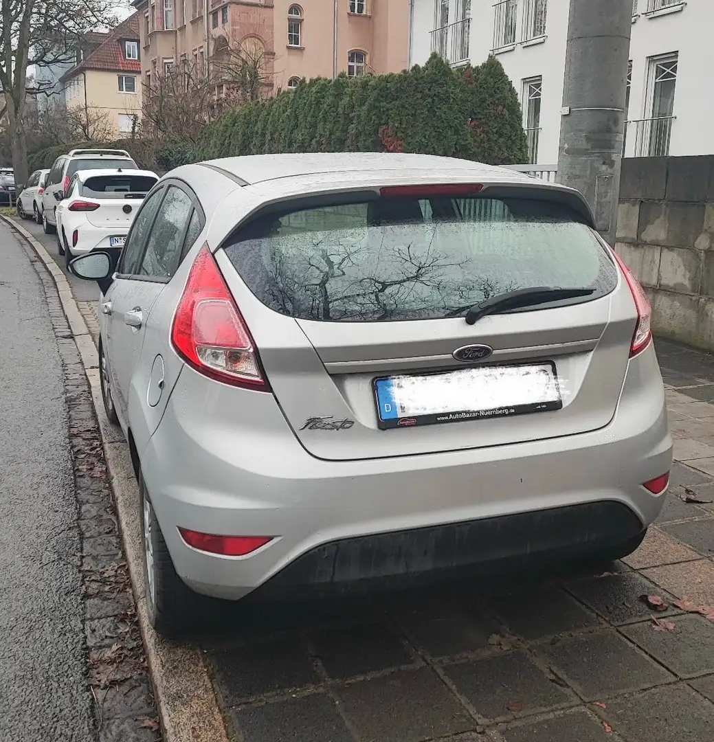 Ford Fiesta Sync Edition - 2