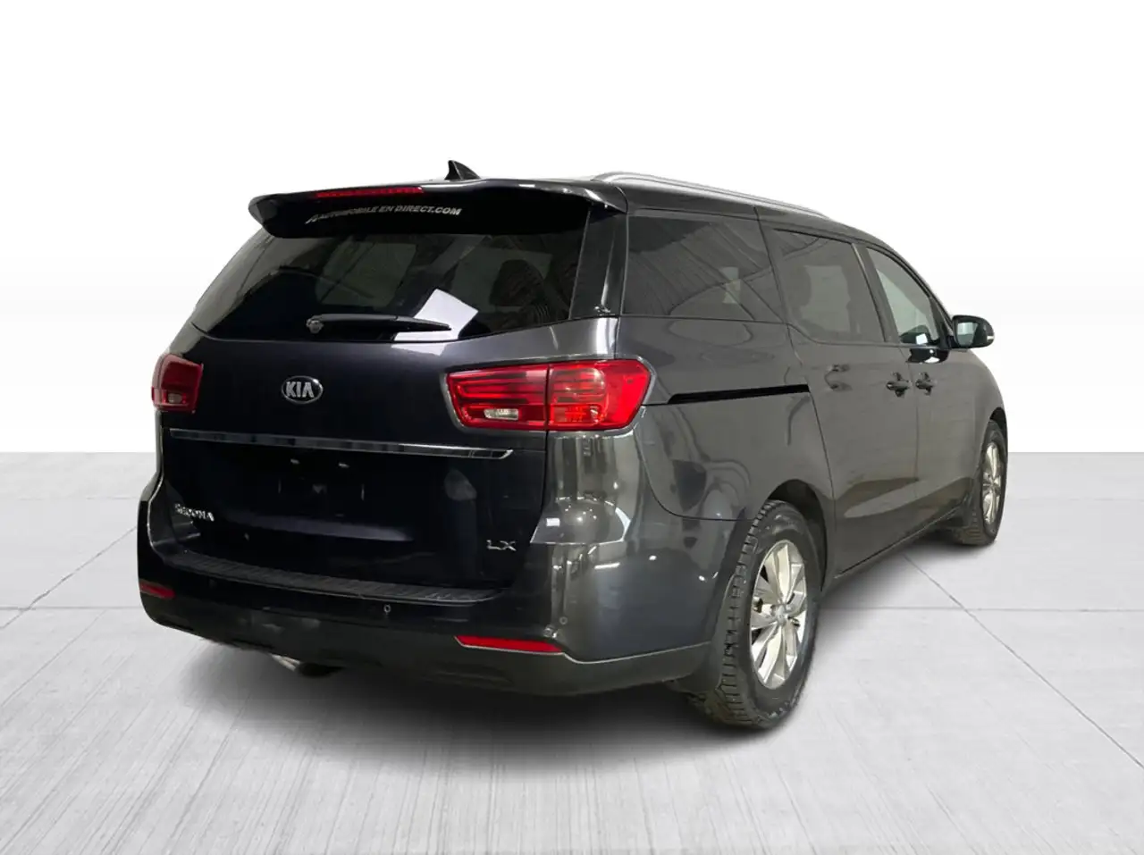 Kia Sedona снимка Kia Sedona
