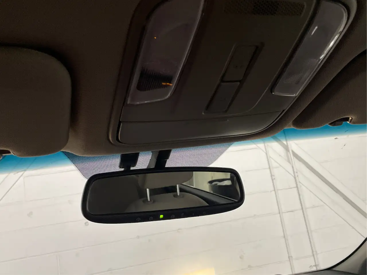 Kia Sedona снимка Kia Sedona
