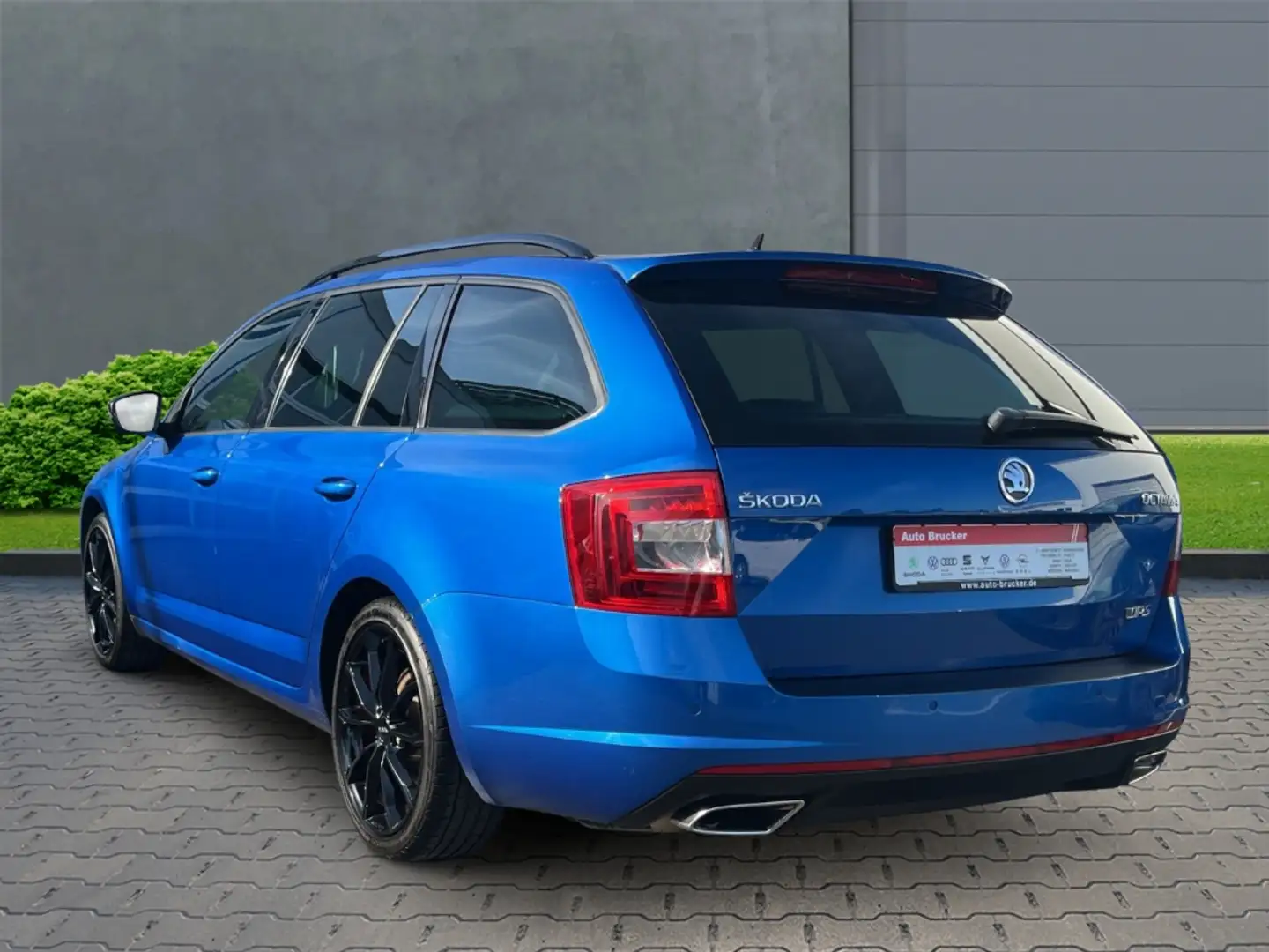 Skoda Octavia Combi RS 2.0 TSI+Sitzheizung vo+hi+NAVI+Frontschei Bleu - 2