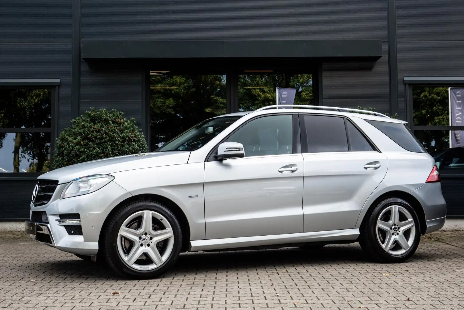 Mercedes-Benz ML 350 M-klasse BlueTEC Edition 1 Grigio - 2