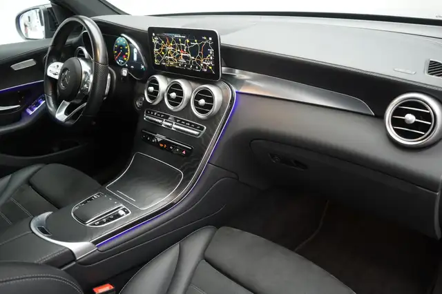 Mercedes-Benz 300 view 8