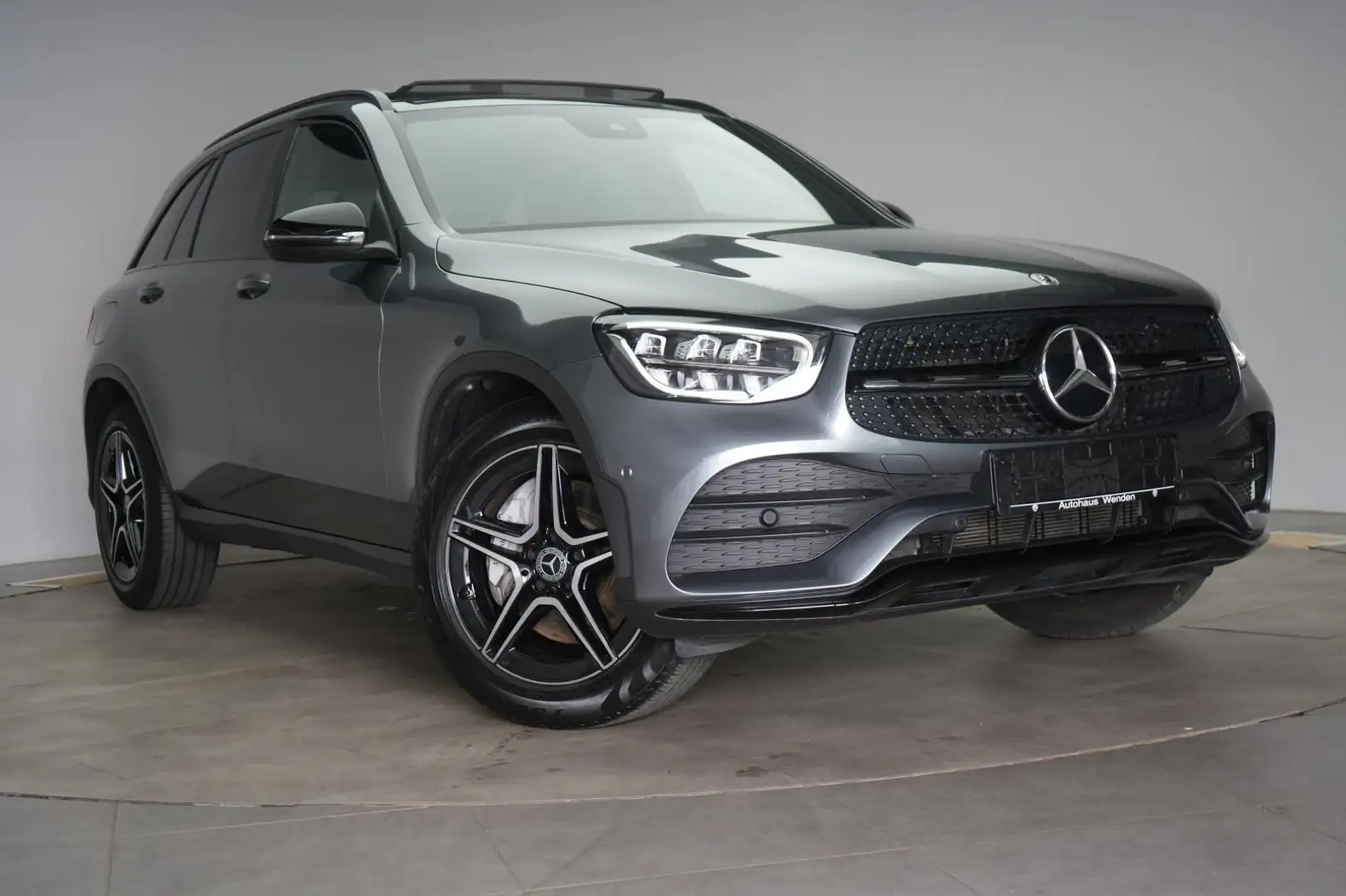 MERCEDES-BENZ Glc