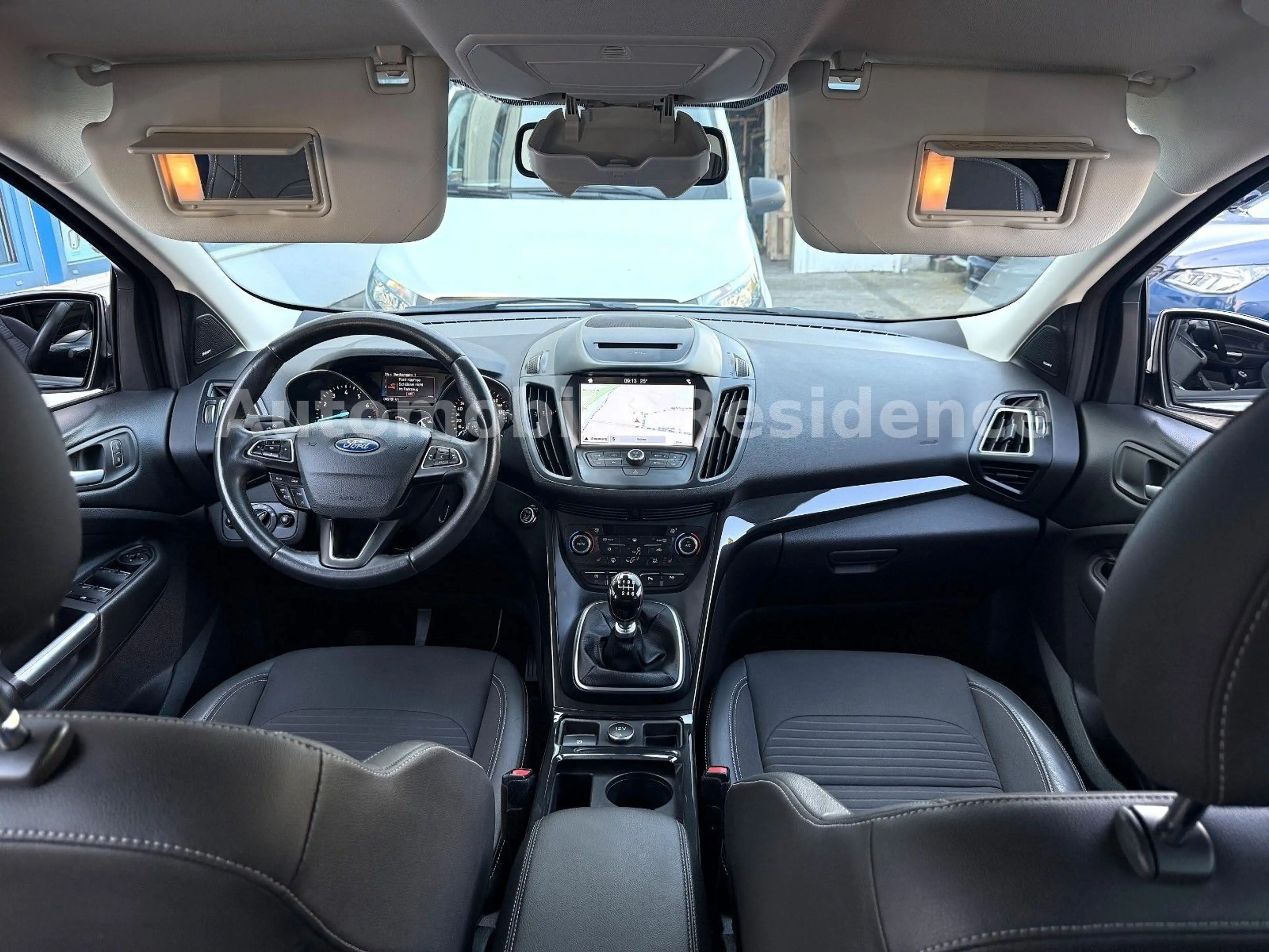 Ford Kuga Titanium Eco.1.5*NAVI*LEDER*LED*SHZ*CAM*MFL — photo 6